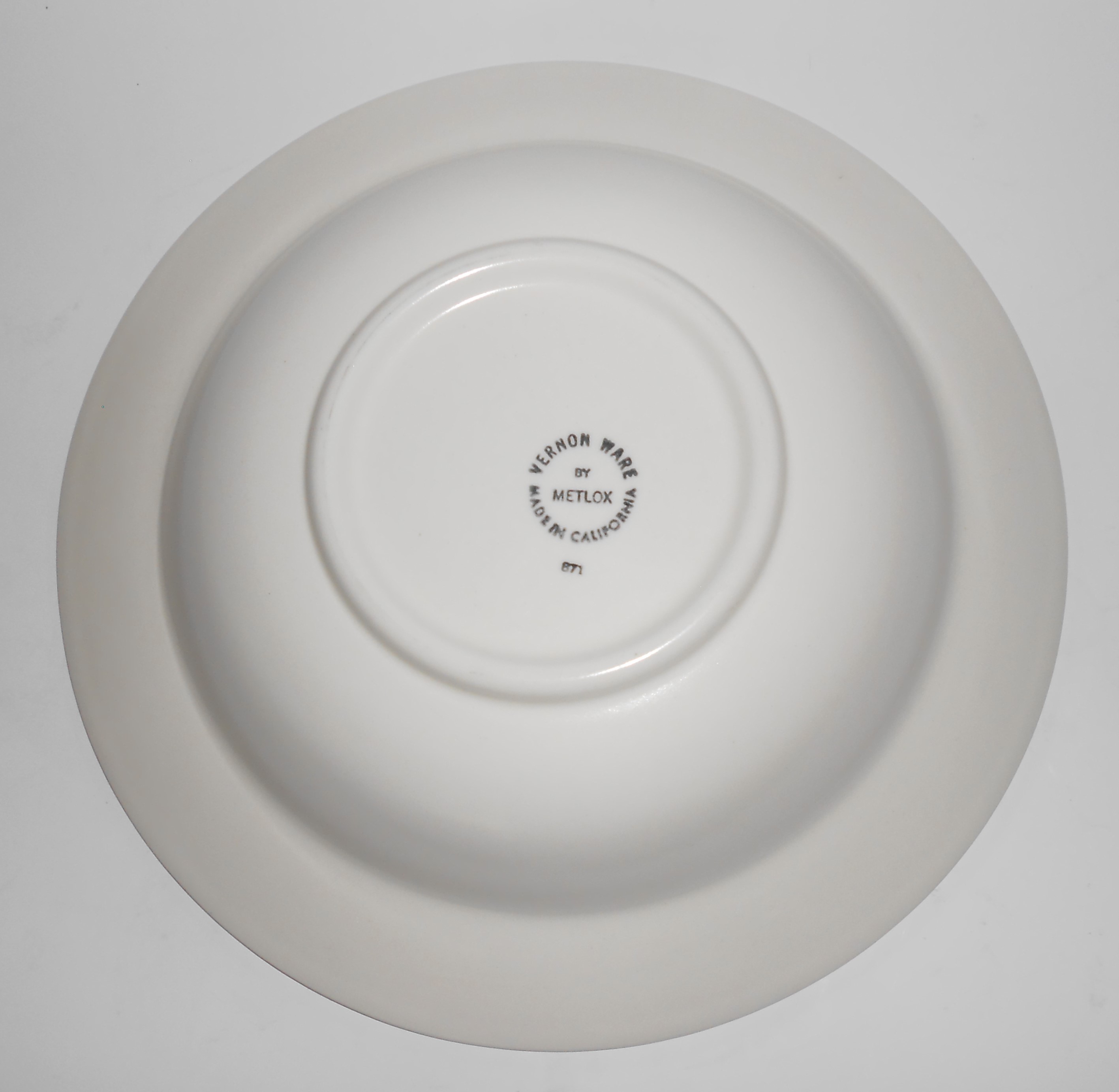 Metlox Pottery Poppy Trail Vernon Antiqua 10.5'' Salad