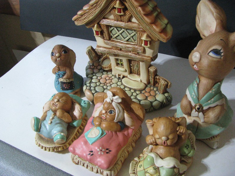 Vintage Hand-Painted Ceramic Rabbit Family & Cottage Figurine Set - 6 Pieces