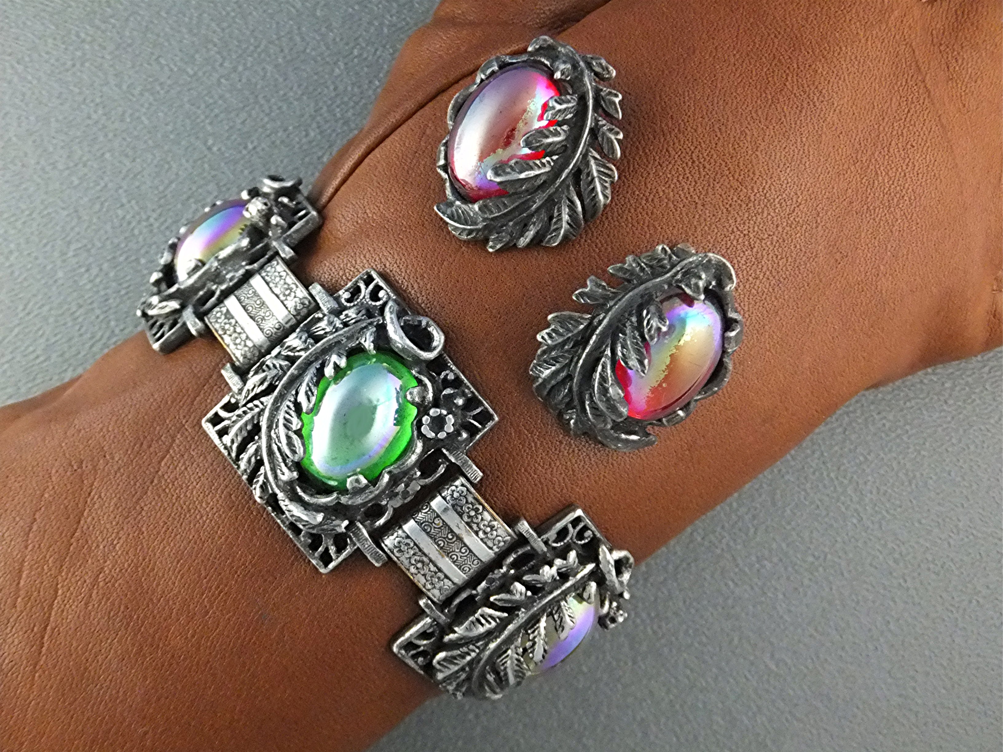 Bracelet Earrings Silvertone and Irridescent  Glass