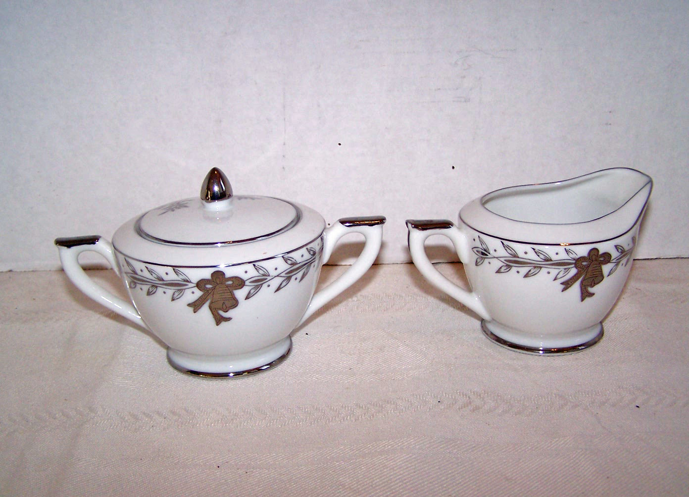 25th Anniversary Cream and Sugar Set, Lefton