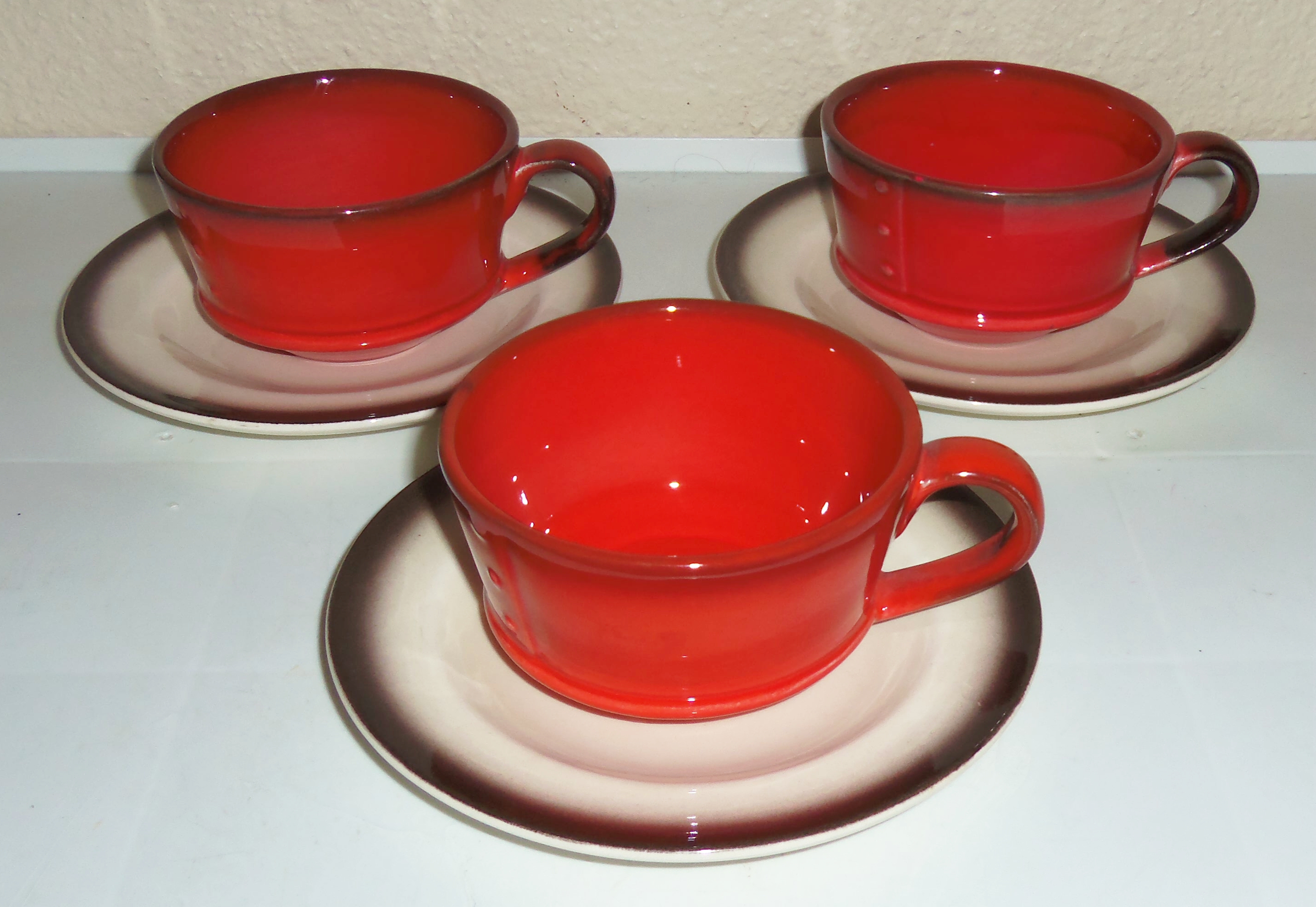 Metlox Pottery Poppy Trail Red Rooster 3 Cups/Saucers