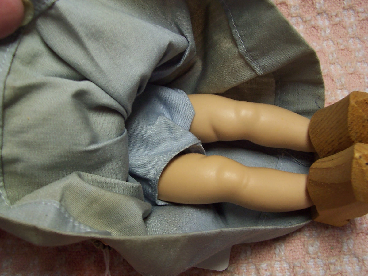 Vogue Ginny Dolll Dutch Girl 8 inch 1956