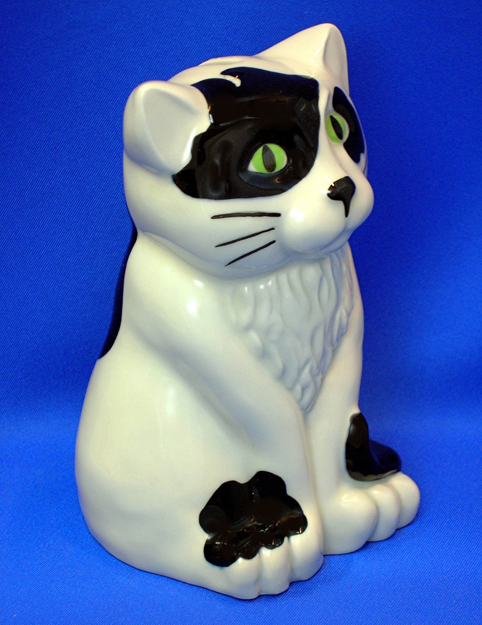 Money Bank, WADE, - cat - made in England . . .  .