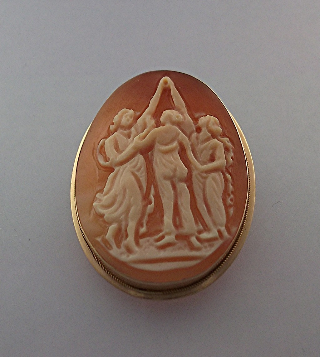 Brooch Pin 14K Gold Shell Cameo Italy 3 Graces Signed