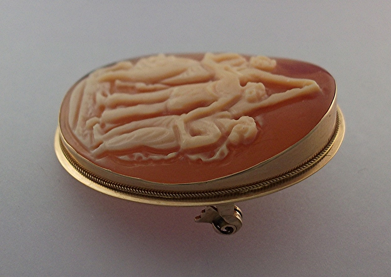 Brooch Pin 14K Gold Shell Cameo Italy 3 Graces Signed