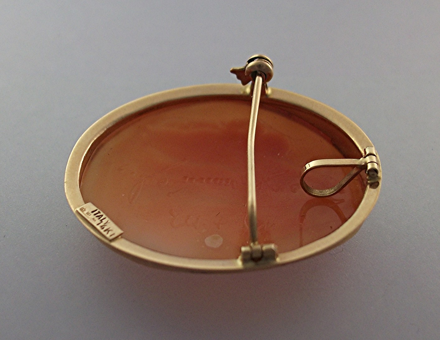 Brooch Pin 14K Gold Shell Cameo Italy 3 Graces Signed
