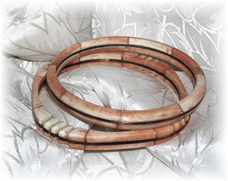 Spiny Oyster/Coral Bangle Bracelets.