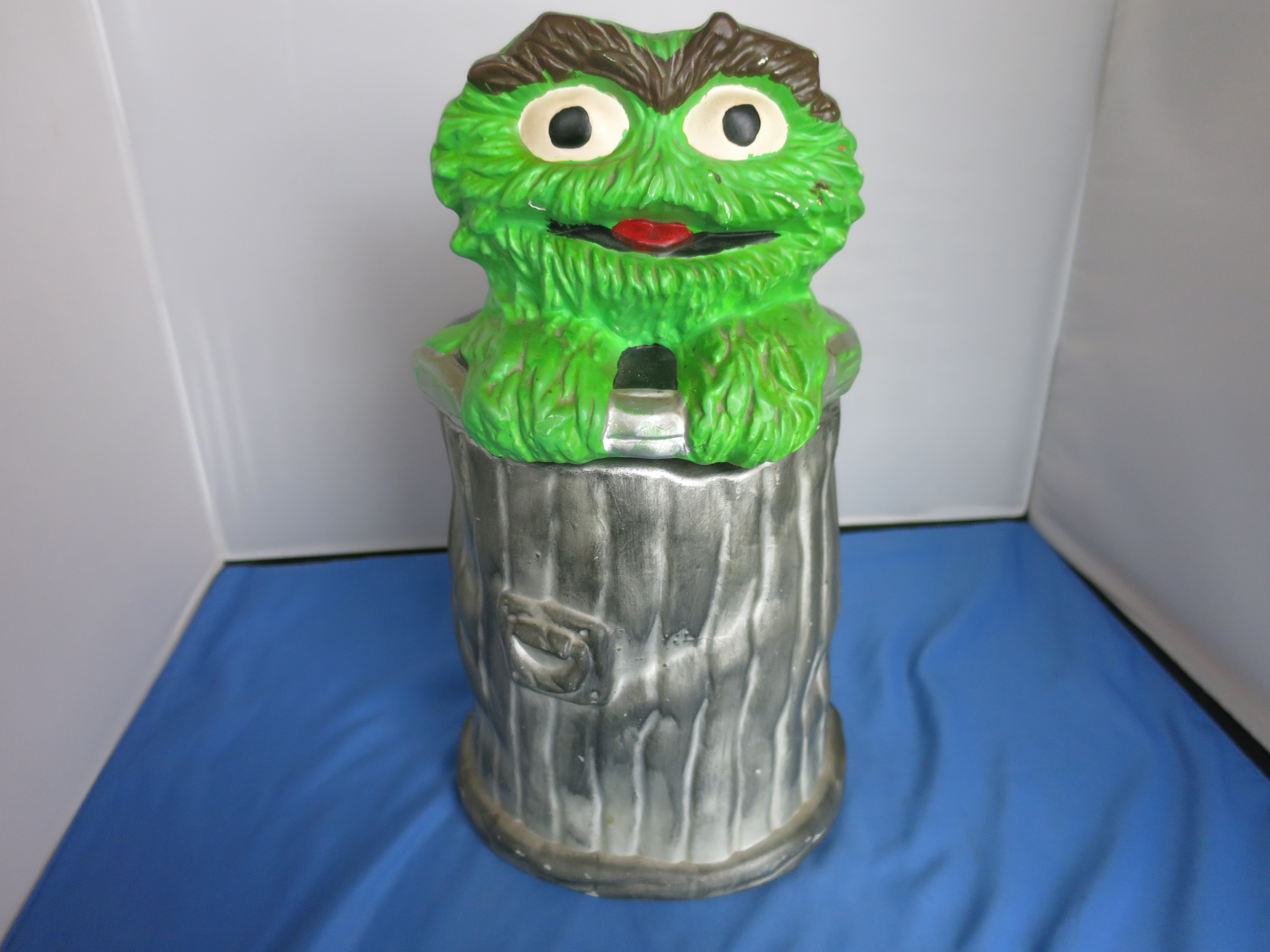 Oscar the Grouch Sesame Street Cookie Jar 972 Muppets