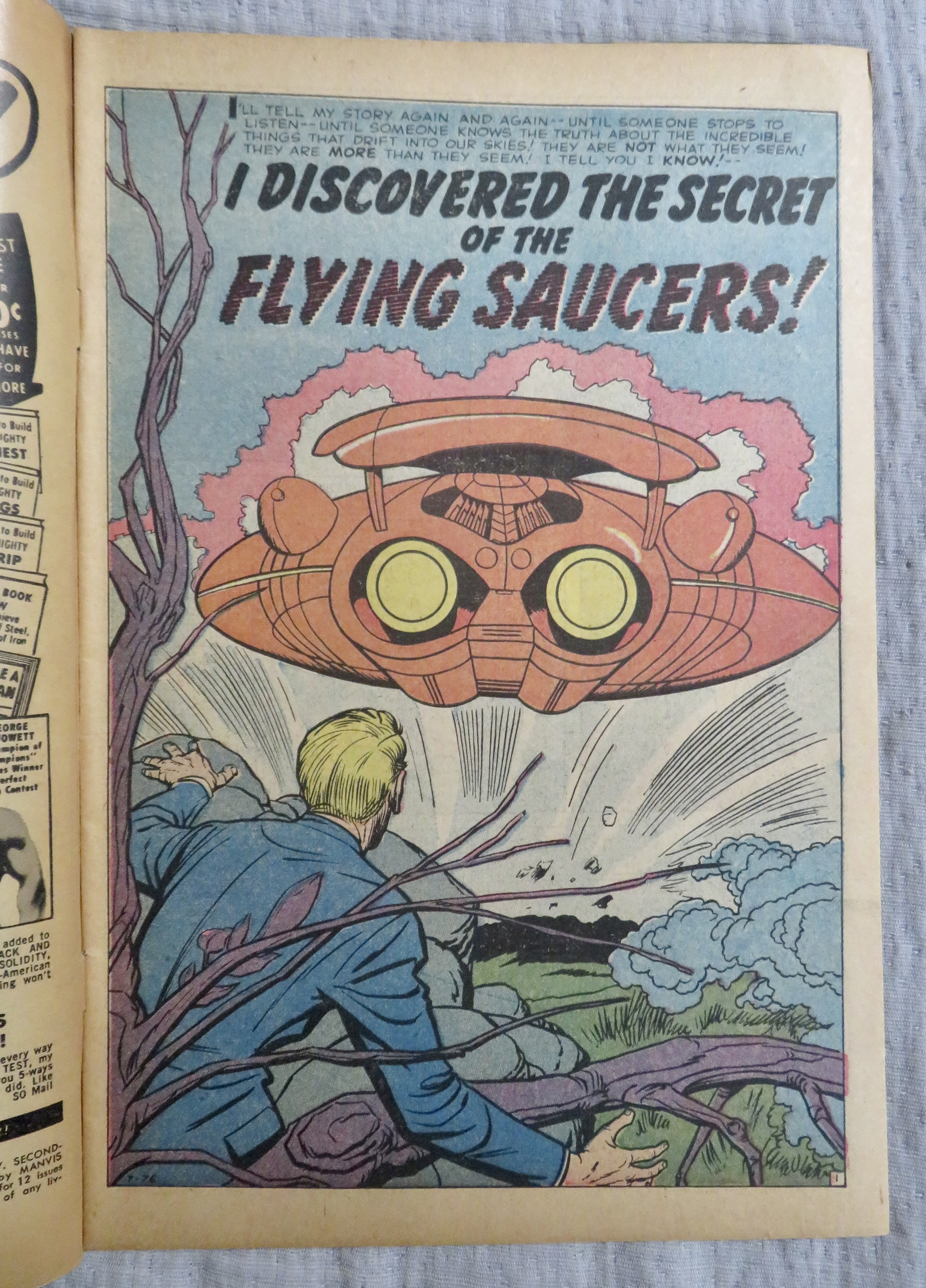 Strange Worlds Comic December 1958 Flying Saucers