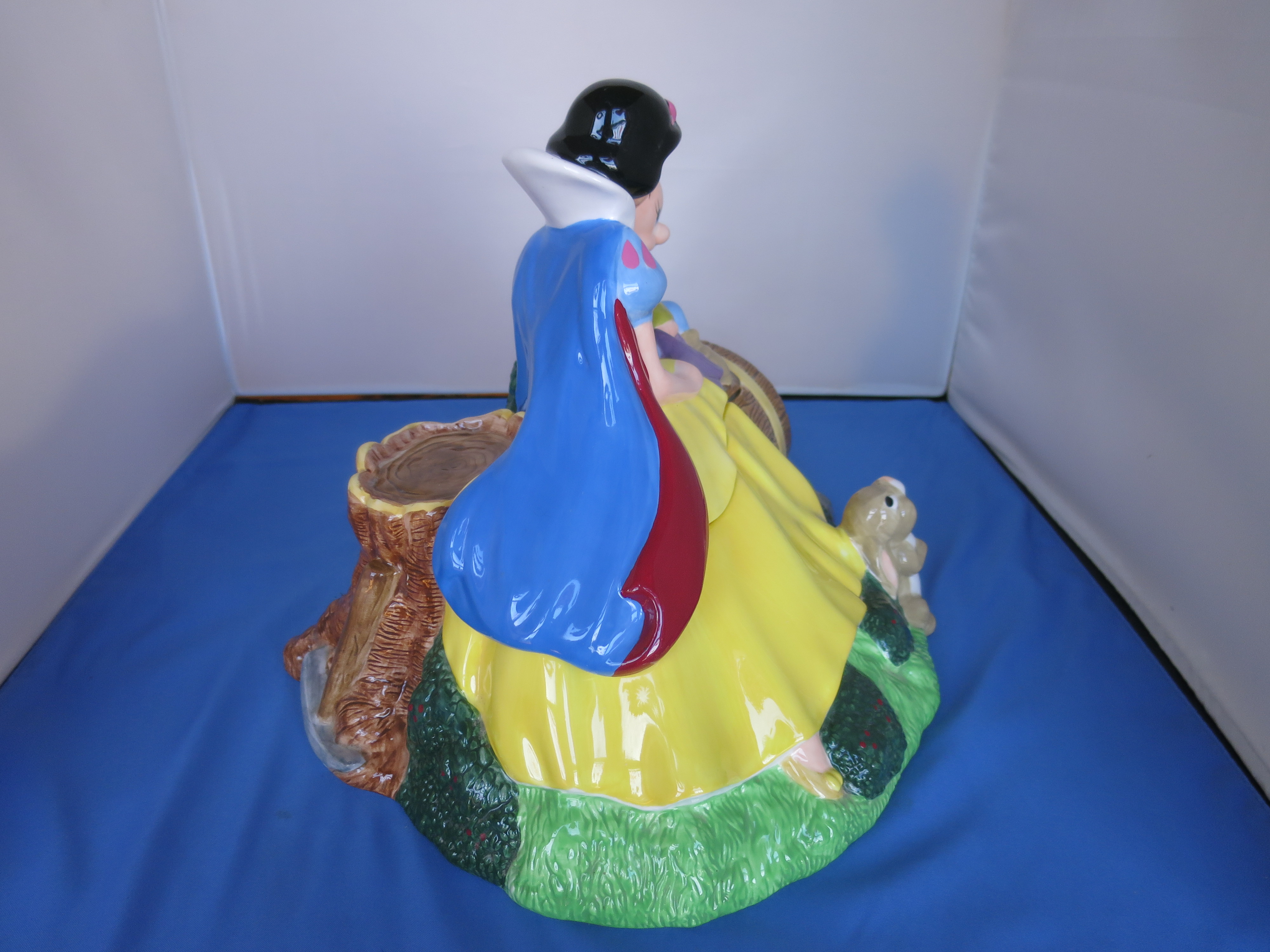 Disney Treasure Craft Snow White Dopey Cookie Jar