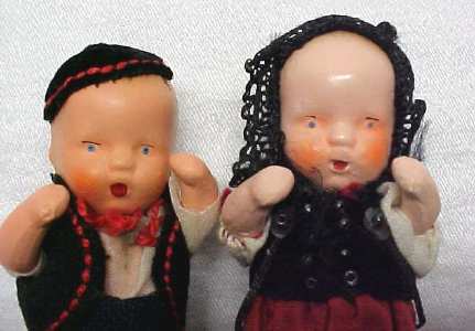 Bisque Dolls Miniature Ethnic Clothing Jointe