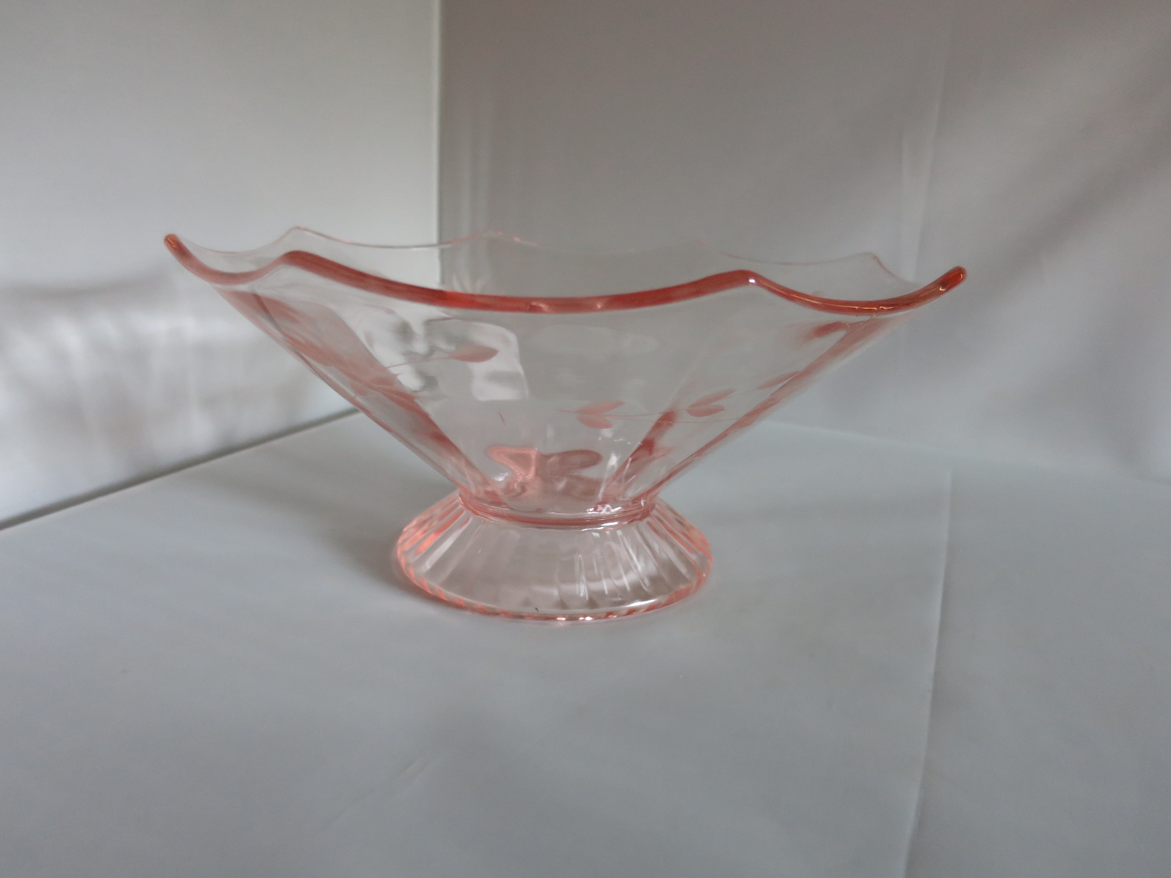 Elegant Pink Depression Glass Etched Pedestal bowl 8.5 inch