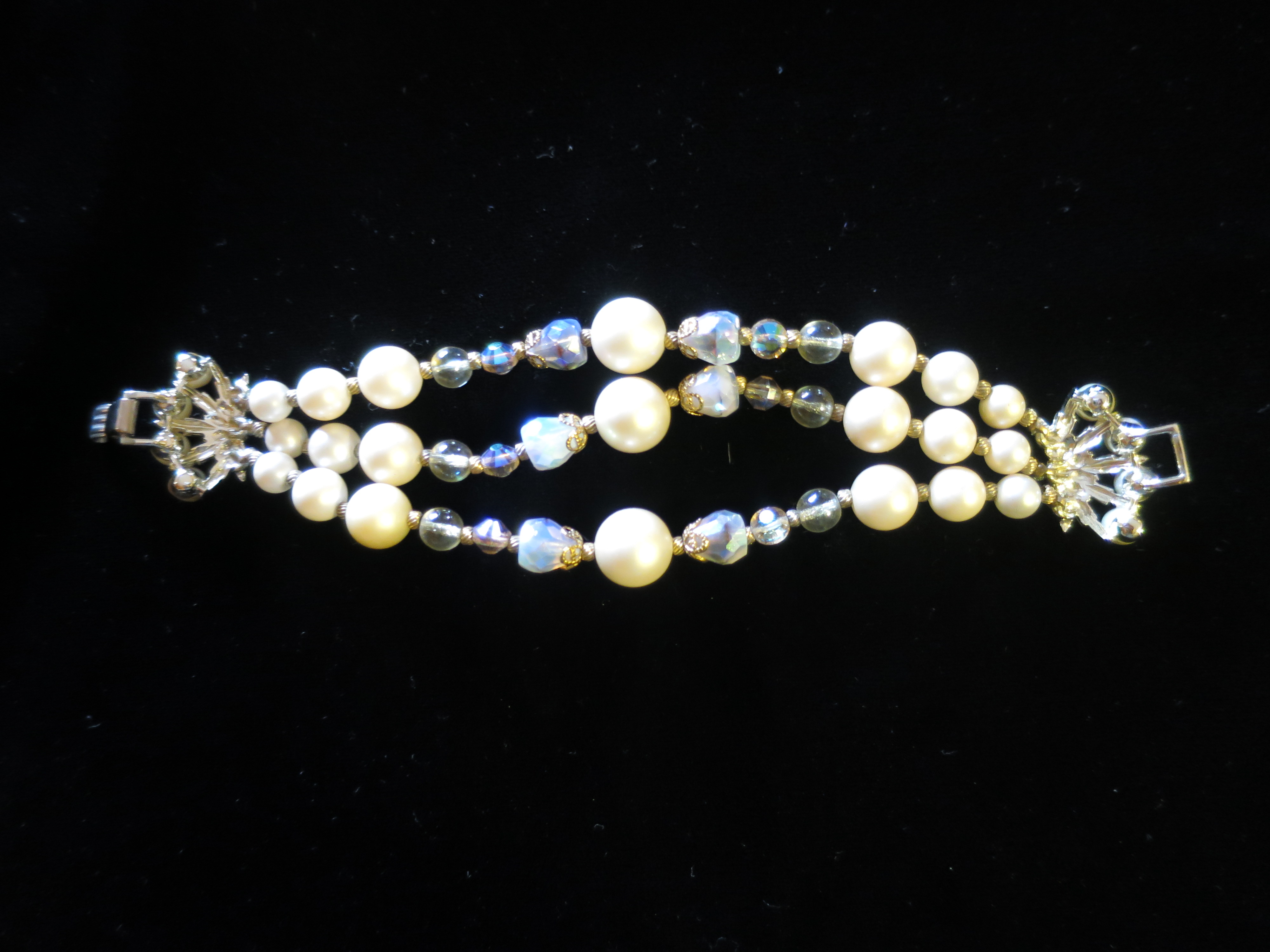 Vintage Beaded Bracelet Three Strand Gold Tone