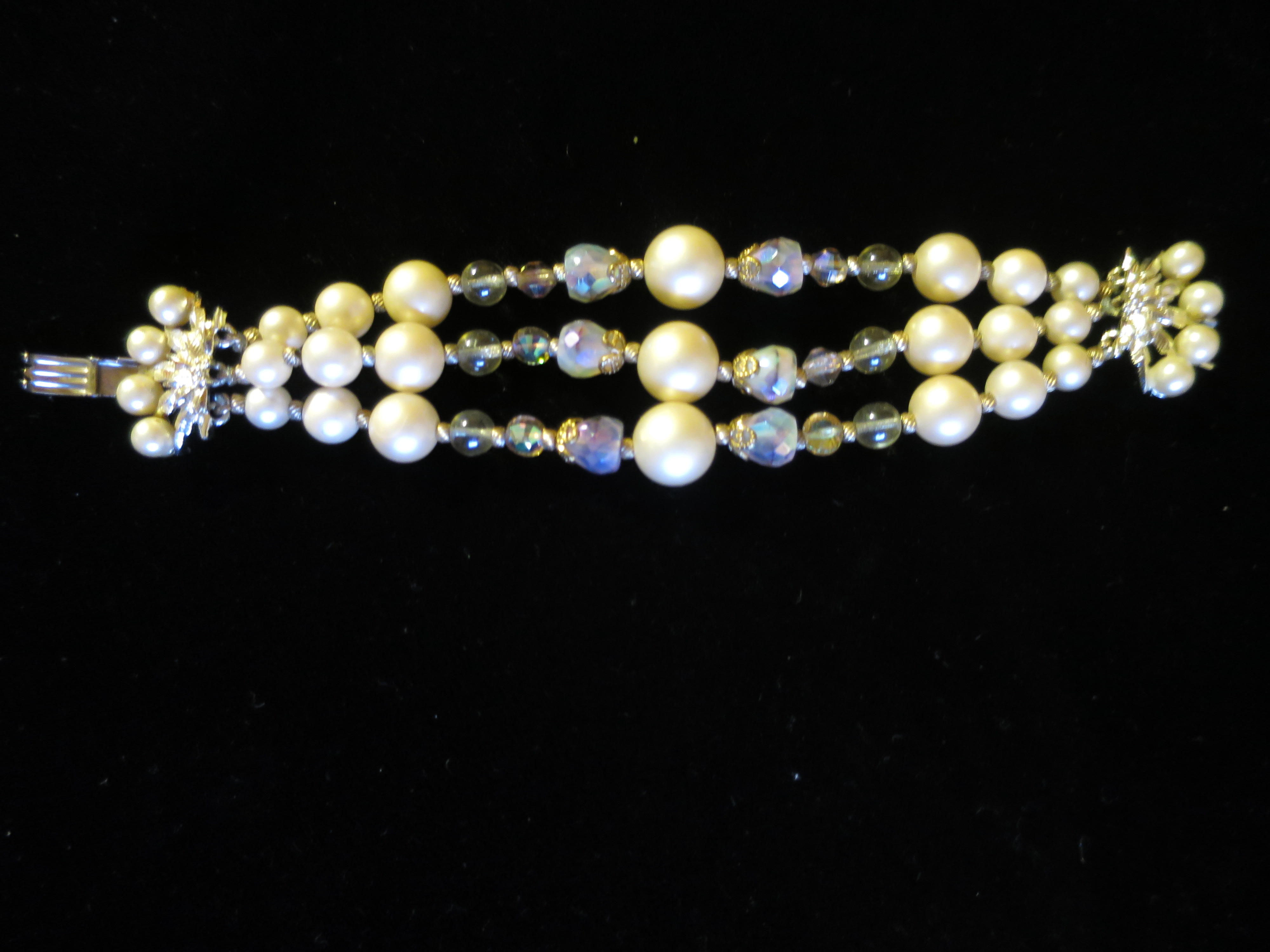 Vintage Beaded Bracelet Three Strand Gold Tone