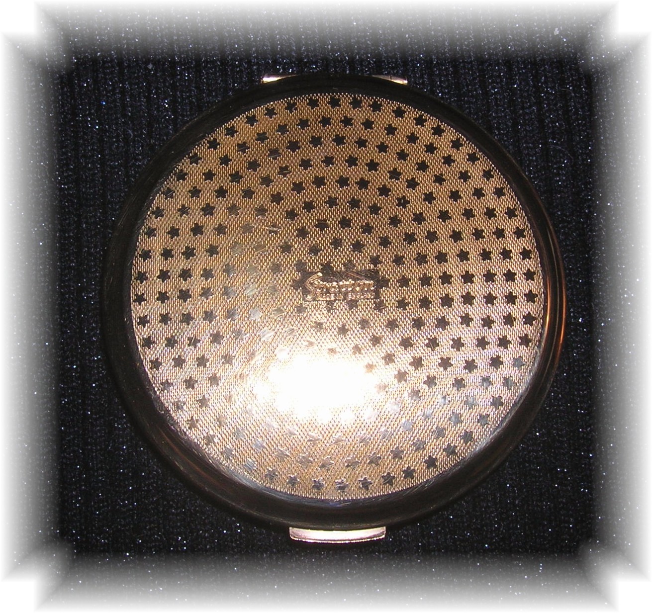 Stratton Boxed Compace for Age 21 Yrs