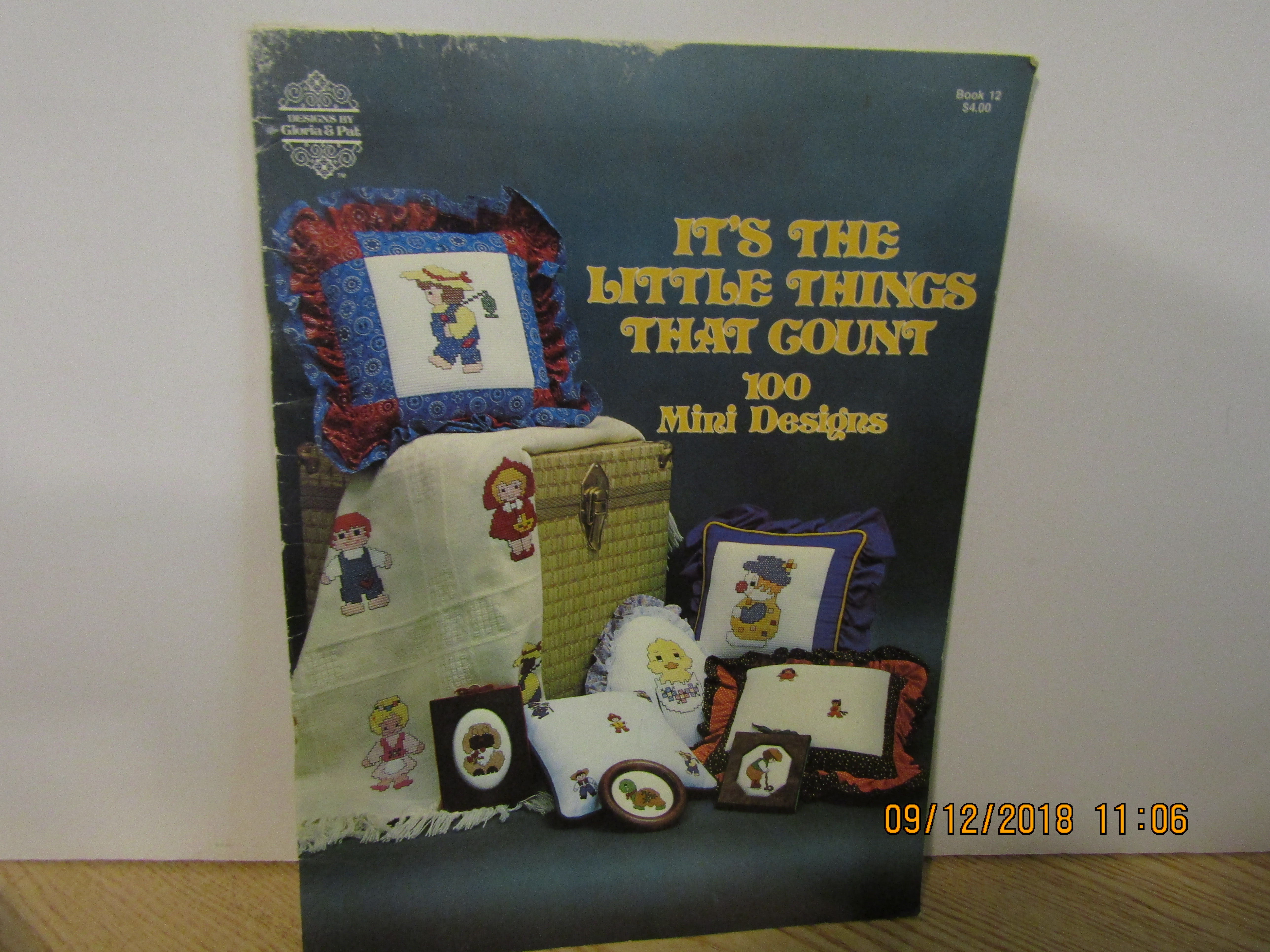 Gloria&Pat It's The Little Things That Count Book#12