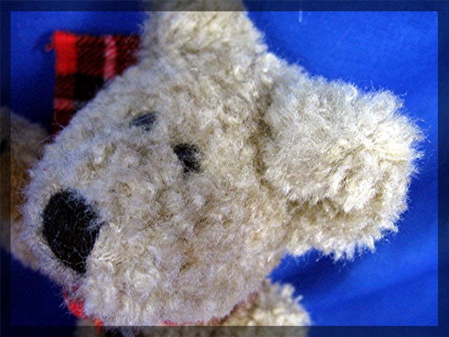8 inch Boyds Bear 1985 - 96 pellet filled, fully jointe