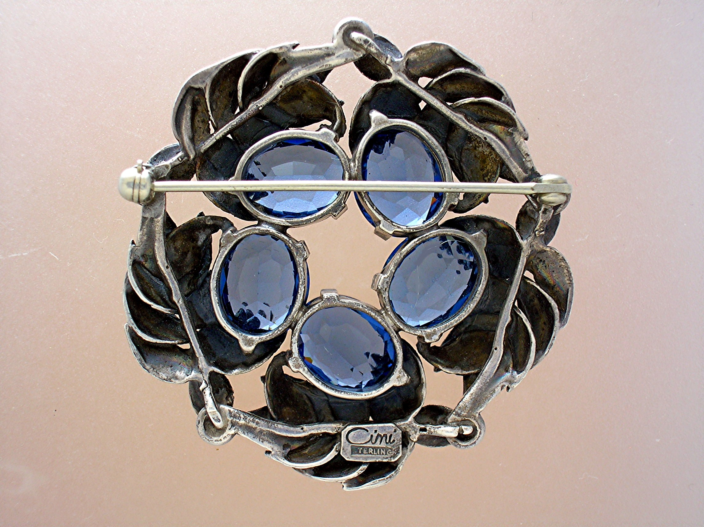 CINI Sterling Silver Leaf Wreath Sapphire Glass Brooch