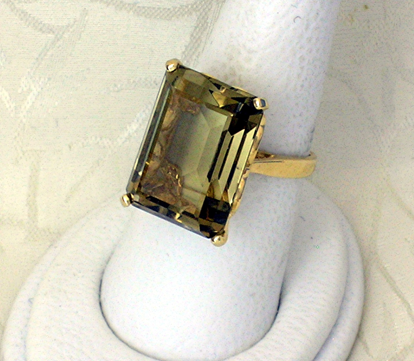 Ring 14K Gold Basket Set Golden Citrine