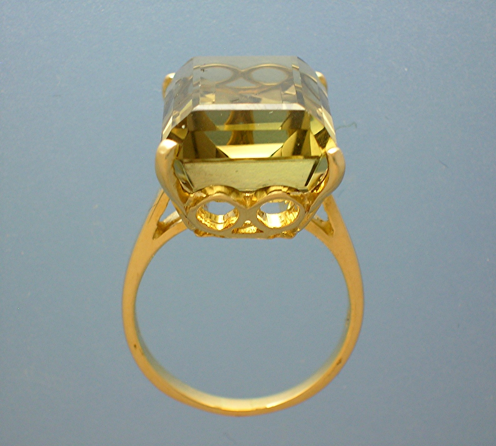 Ring 14K Gold Basket Set Golden Citrine