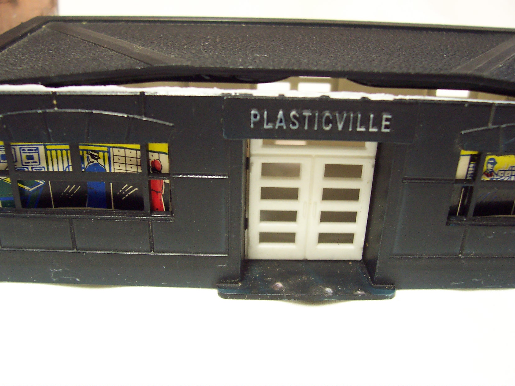 Plasticville Train Set Buildings Set of 2