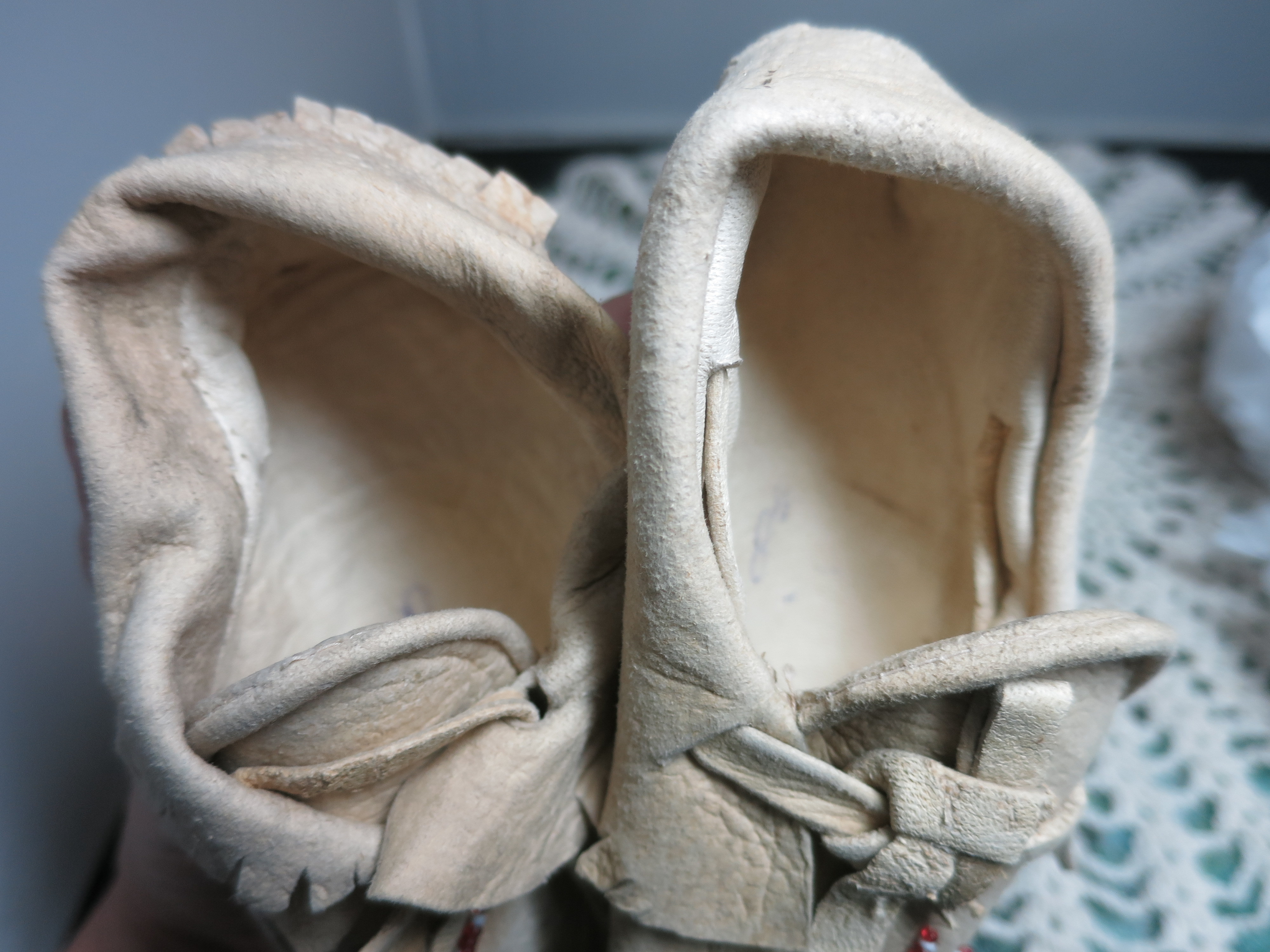 Antique Native American Deerskin Buckskin Baby Child Moccasins