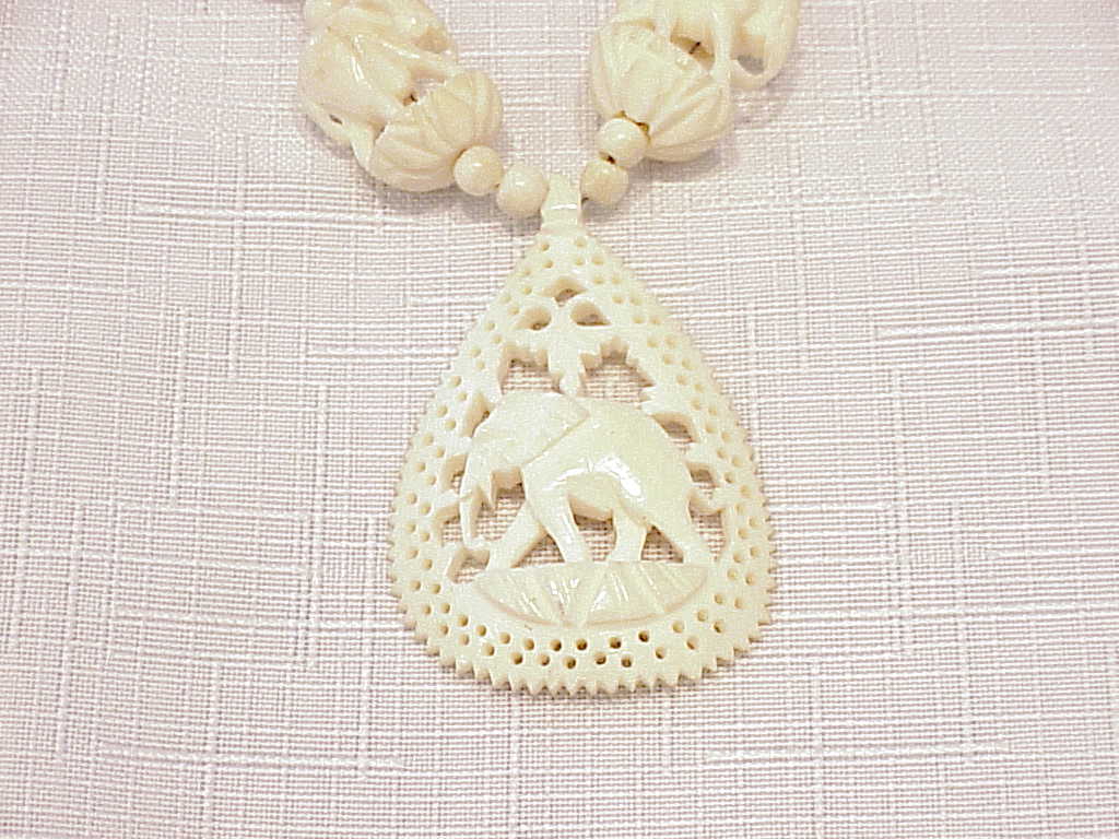 Vintage Carved Faux Ivory Or Horn Elephant Necklace