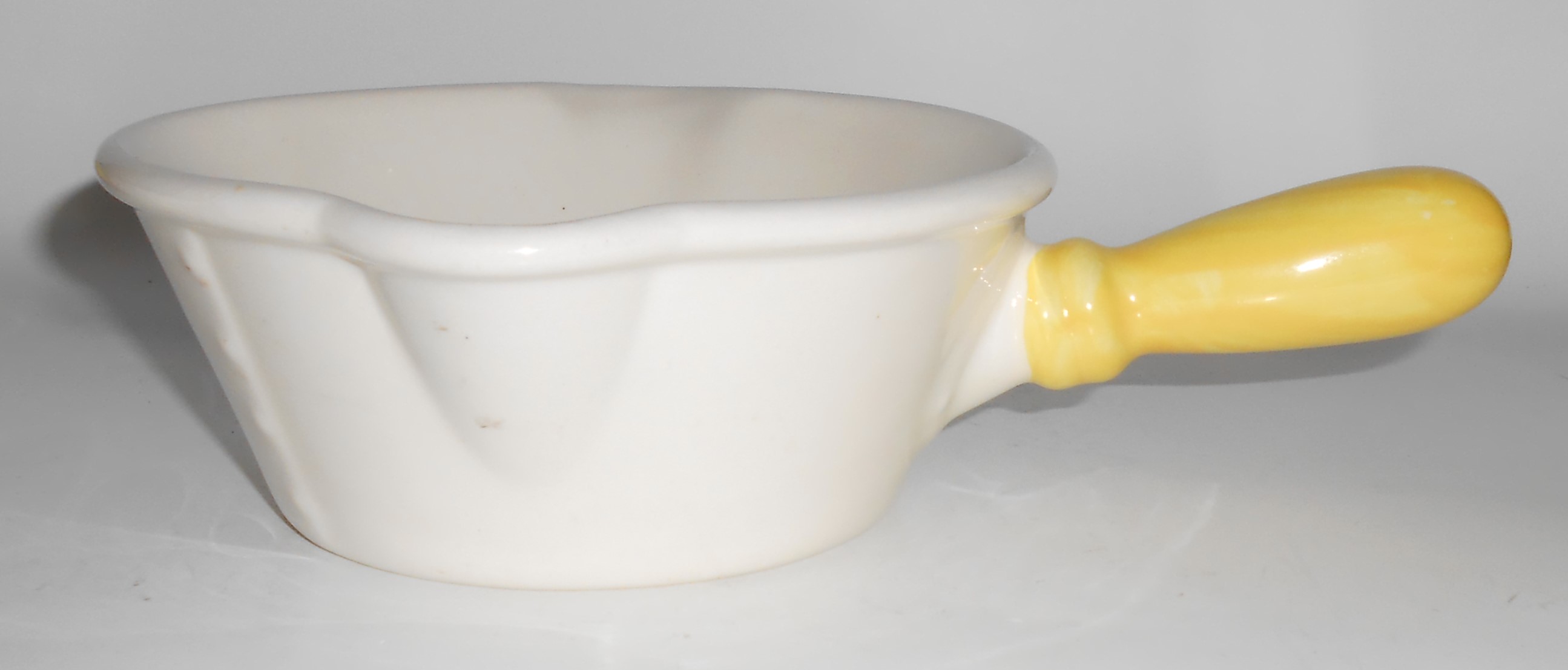 Metlox Pottery Poppy Trail Happy Time Gravy Bowl
