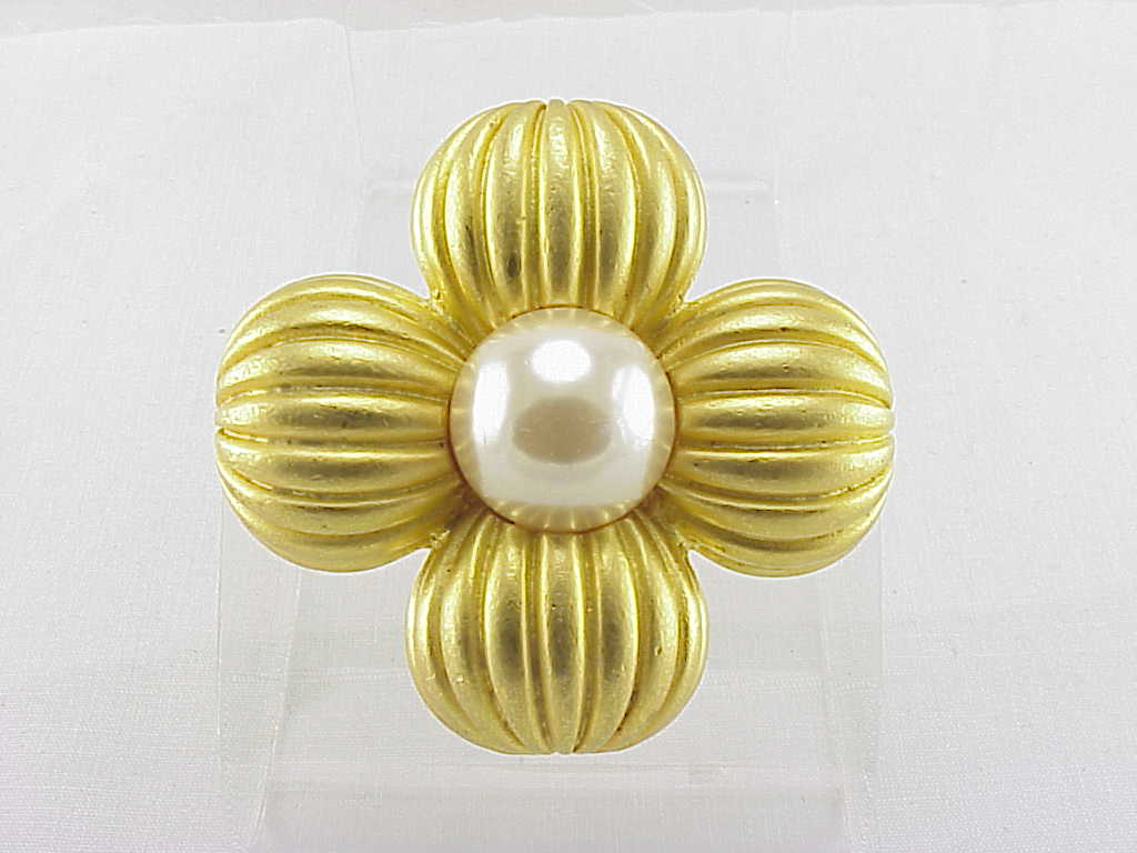 Brushed Matte Gold Tone And Large Faux Pearl Brooch