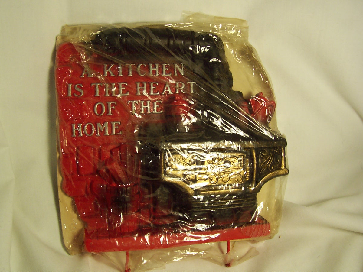 Chalkware Wall Plaque Pot Holder Hanger Stove