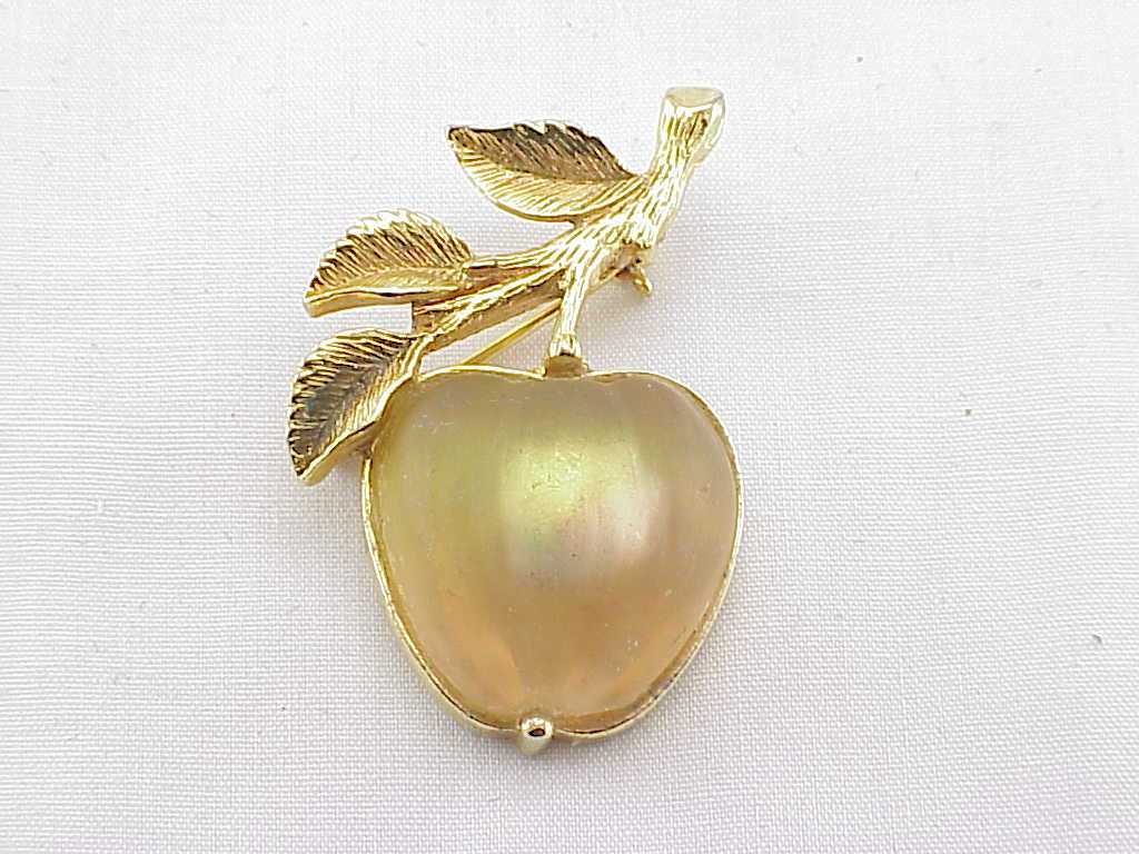 Vintage Sarah Coventry Glass Apple Forbidden Fruit Brooch - Book Piece