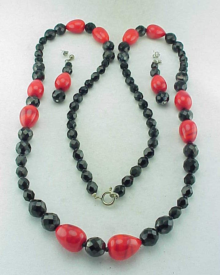 Vintage Art Deco Black Red Art Glass Bead Necklace & Pierced Earrings
