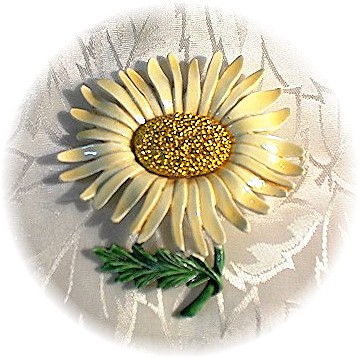 Large Enamel Daisy  Gold Center Brooch Pin