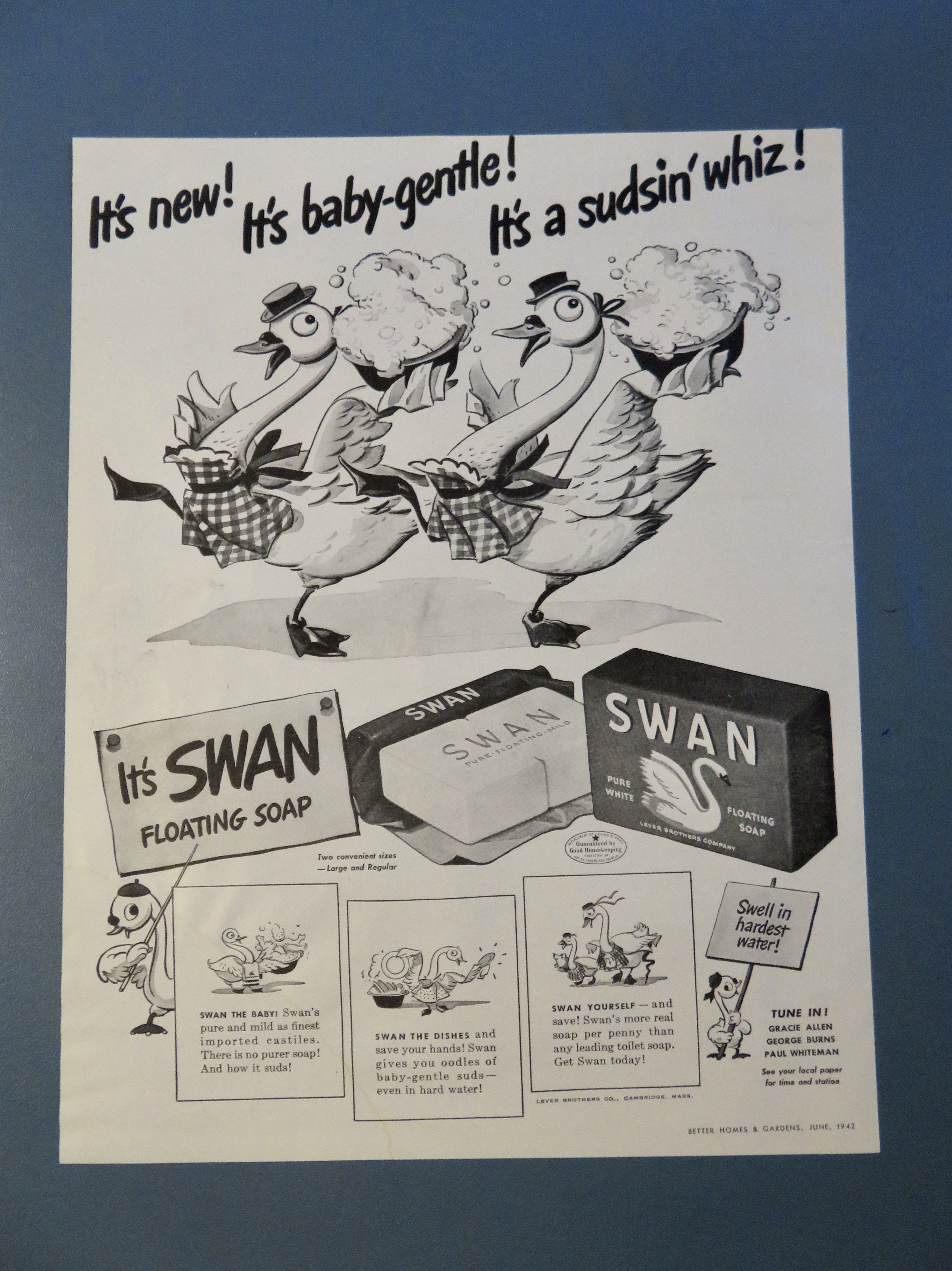 1942 Swan Floating Soap with Swans Dancing