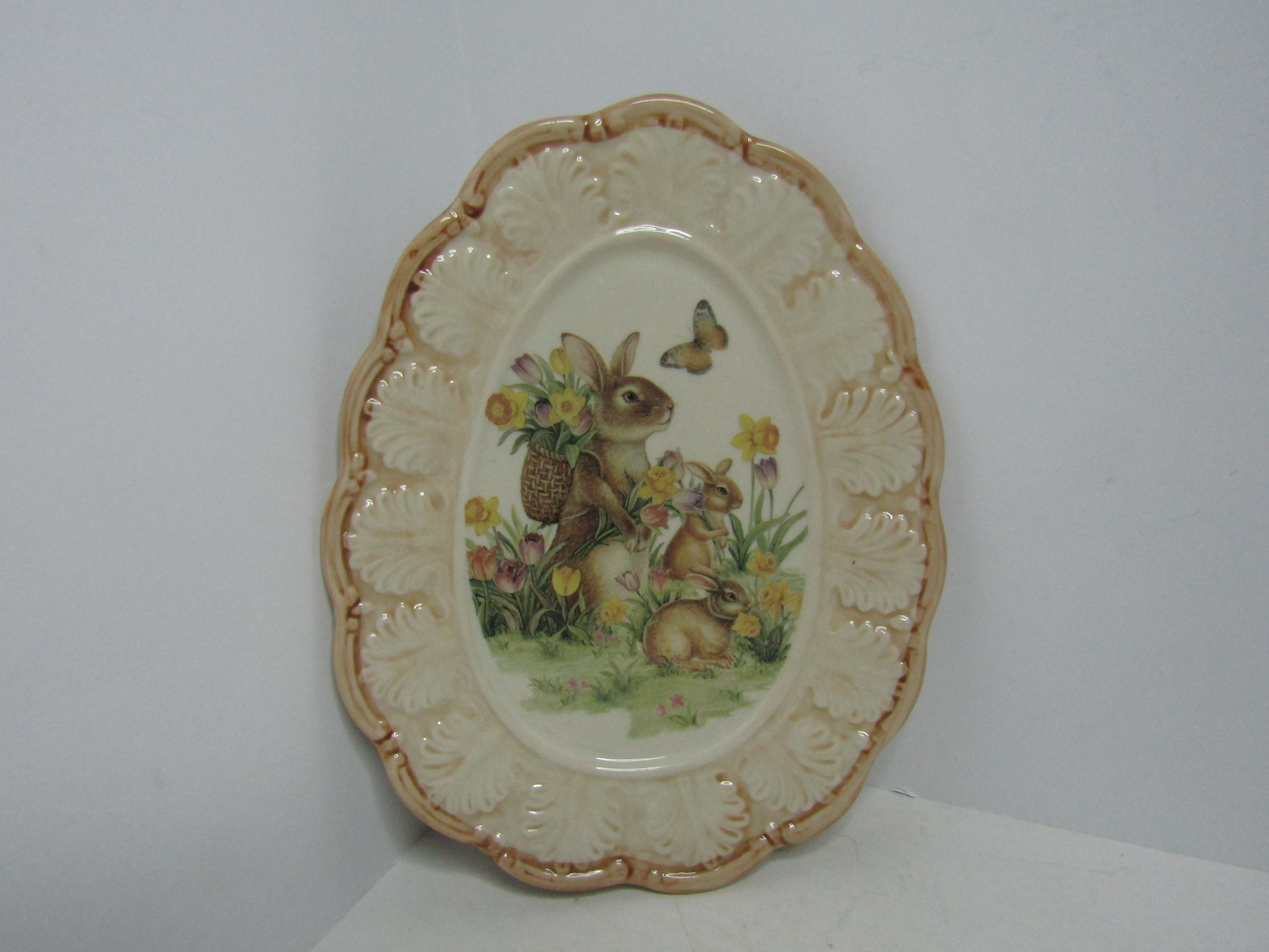Cracker Barrow Easter TraditionsSmall Oval Platter