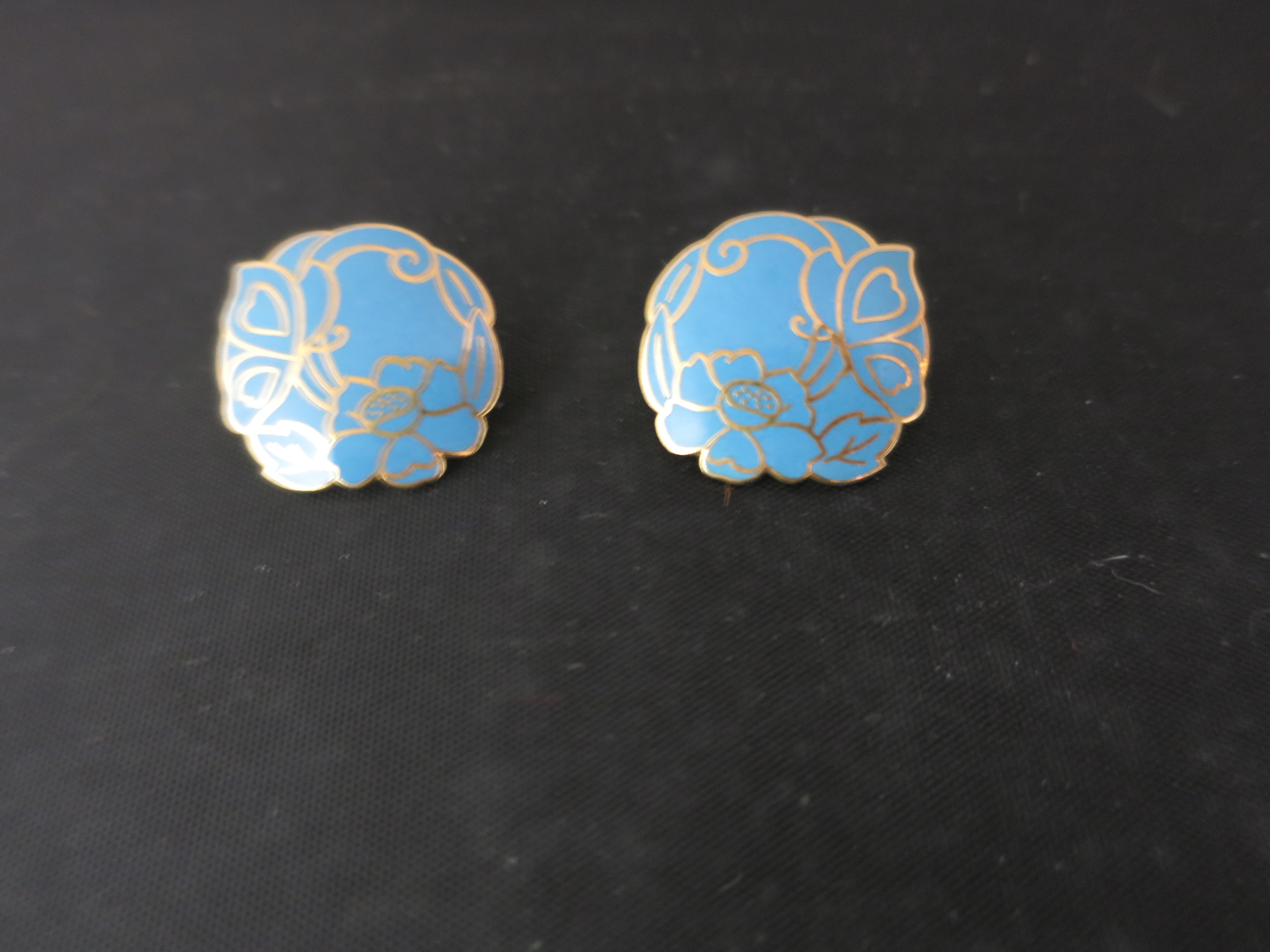 Vintage Enamel Painting Earrings Pierced Post Floral Heart