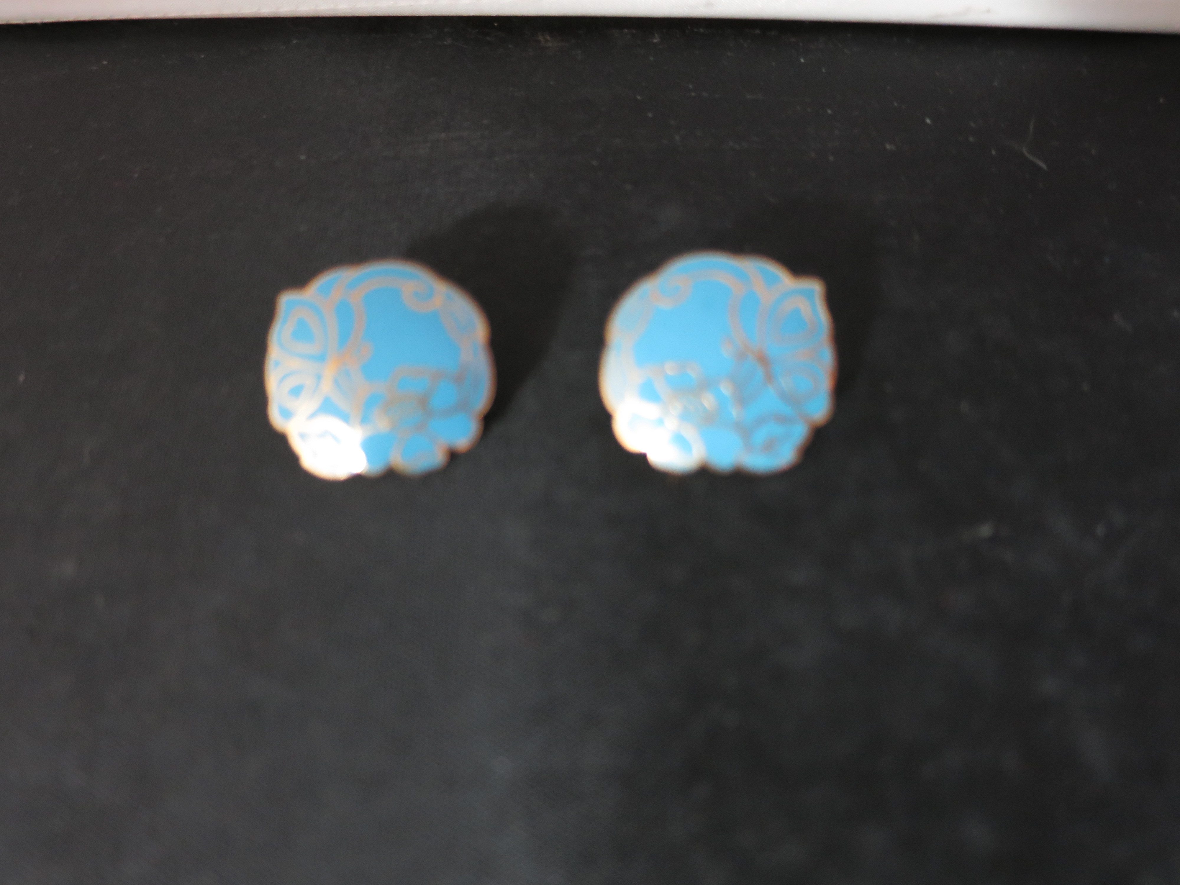 Vintage Enamel Painting Earrings Pierced Post Floral Heart