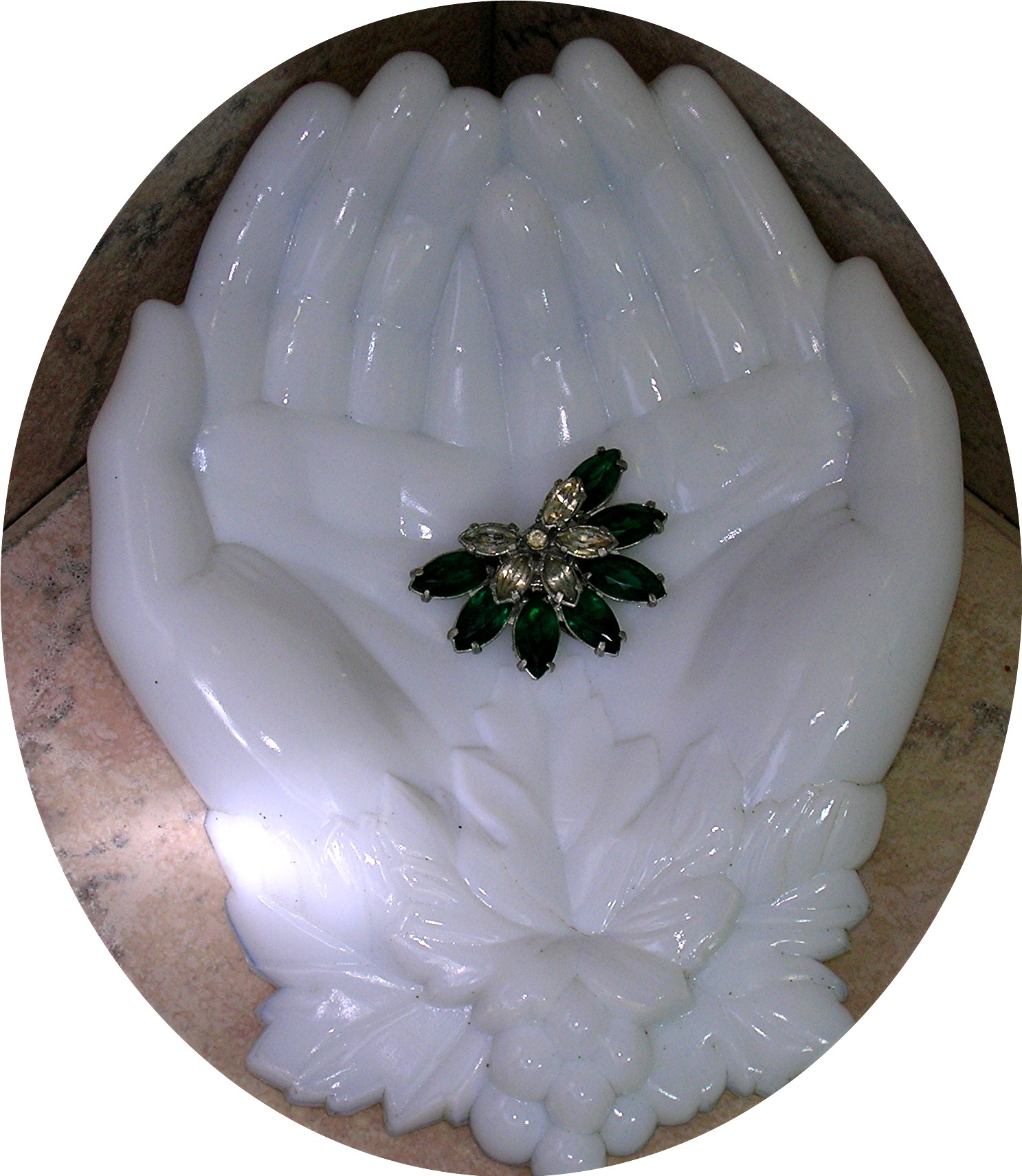 Dress Clips Emerald Clear Glass  Rhinestones