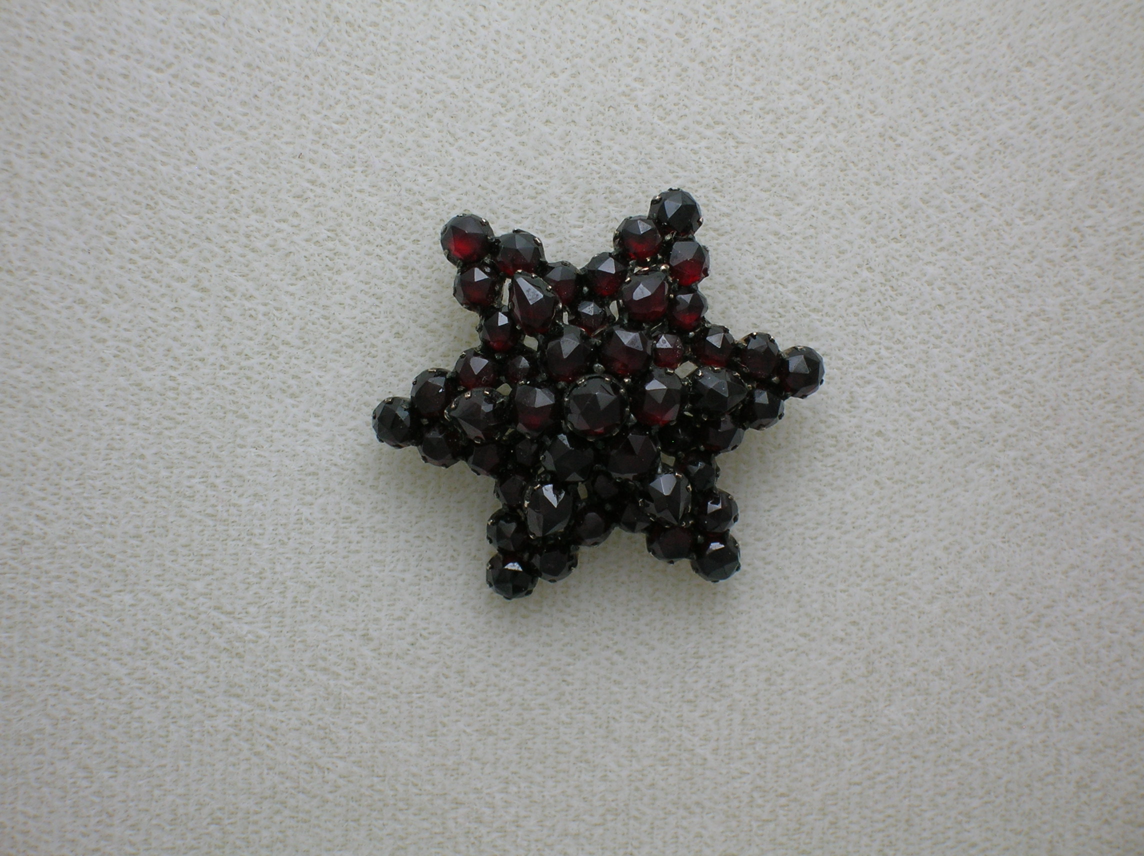 Victorian Silver Gilt Garnet Starburst Brooch
