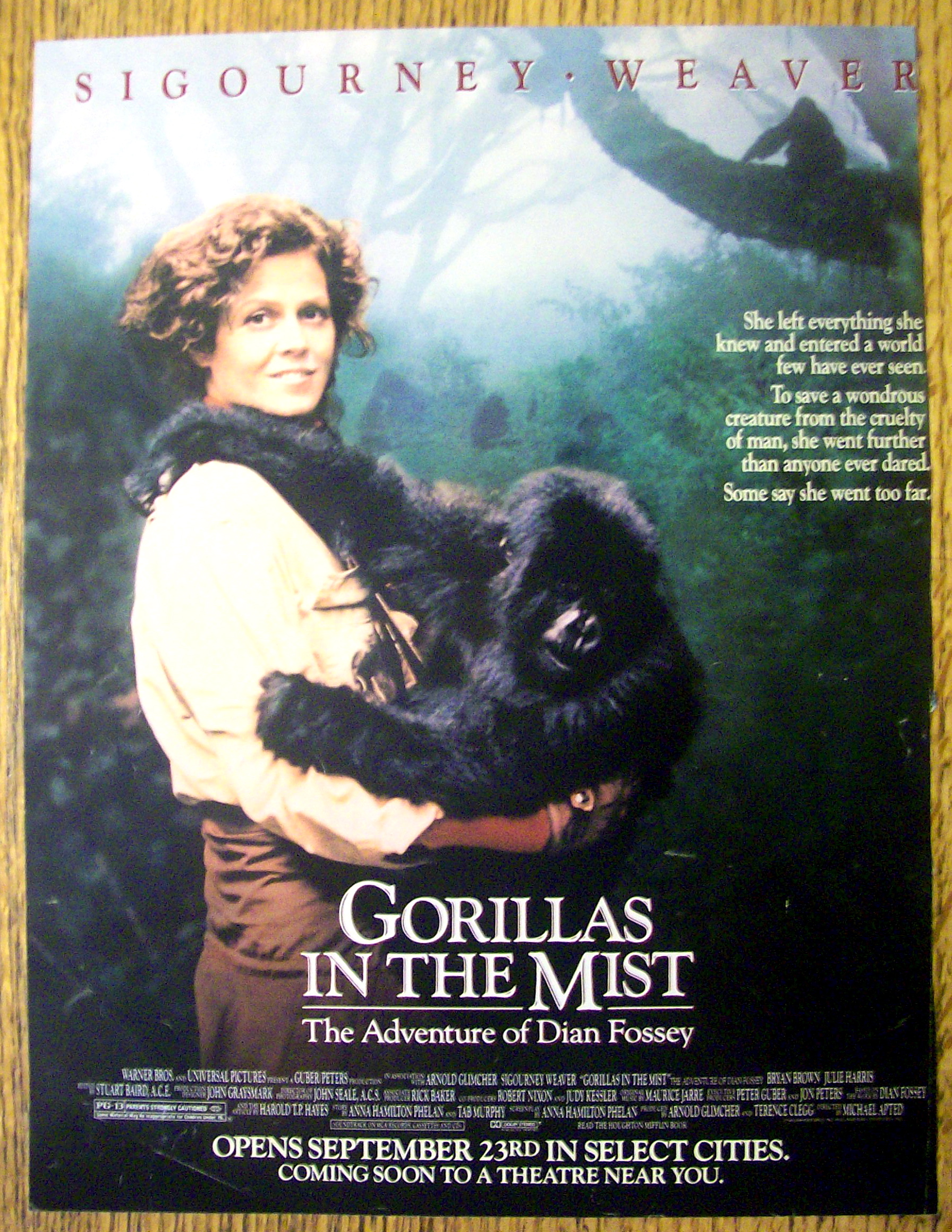 Vintage Ad:1988 Gorillas In The Mist w/Sigourney Weaver