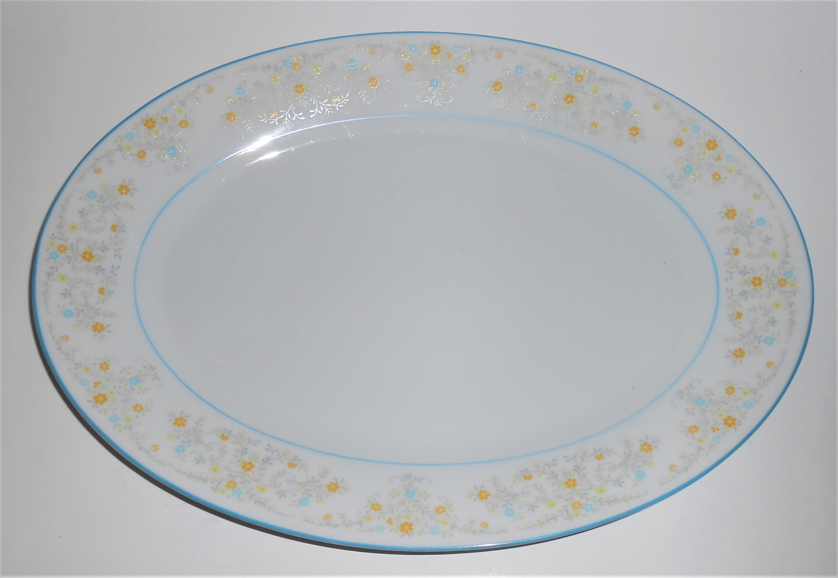 Noritake Porcelain China Epic 2680 Floral 14in Platter