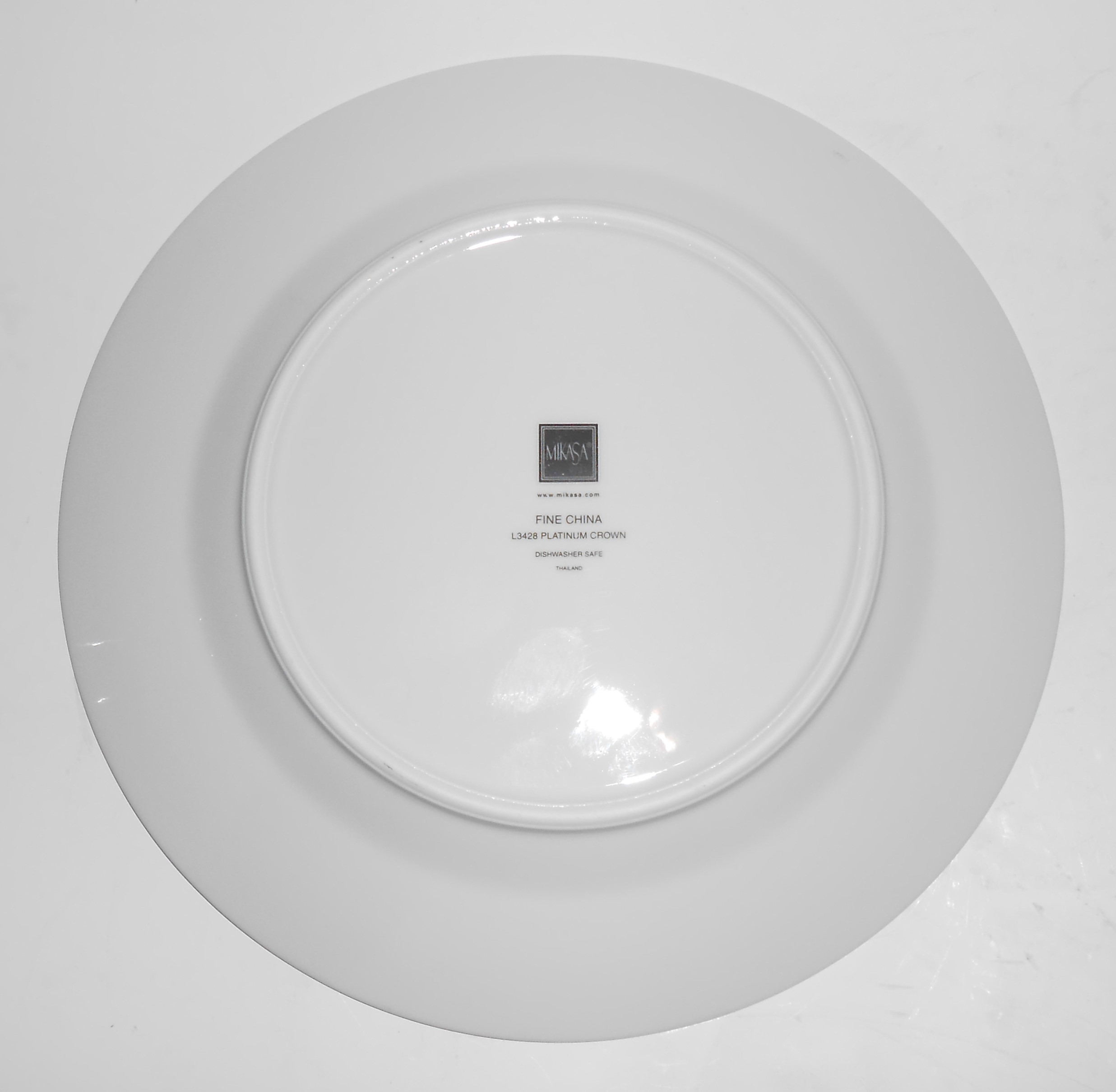 Mikasa Fine China Platinum Crown Salad Plate