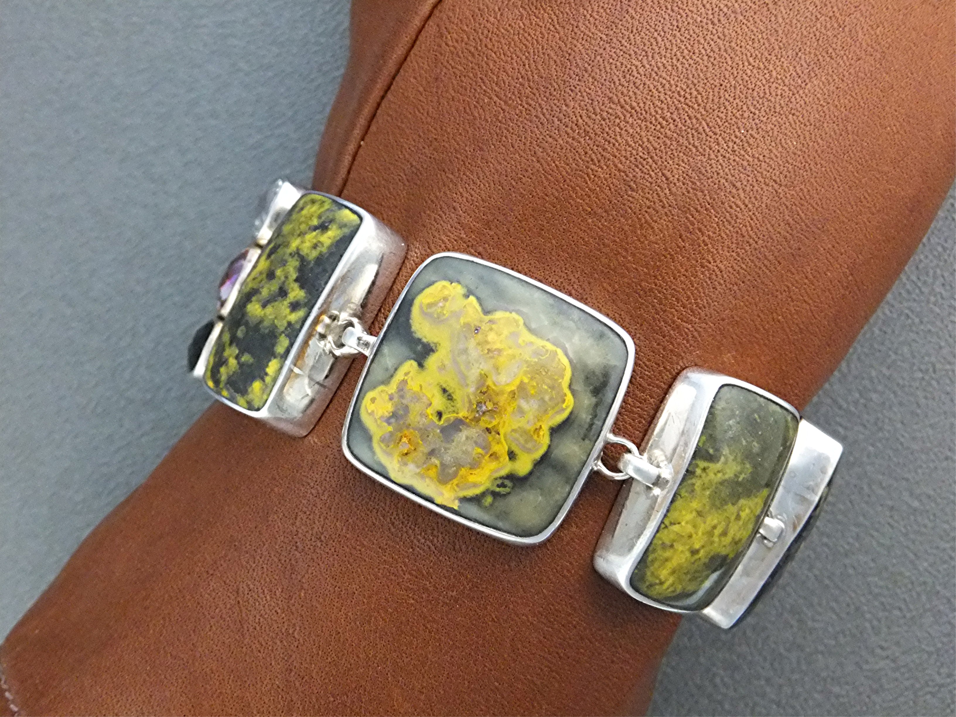 Bracelet Sterling Silver Eclipse Jasper White & Pink  T