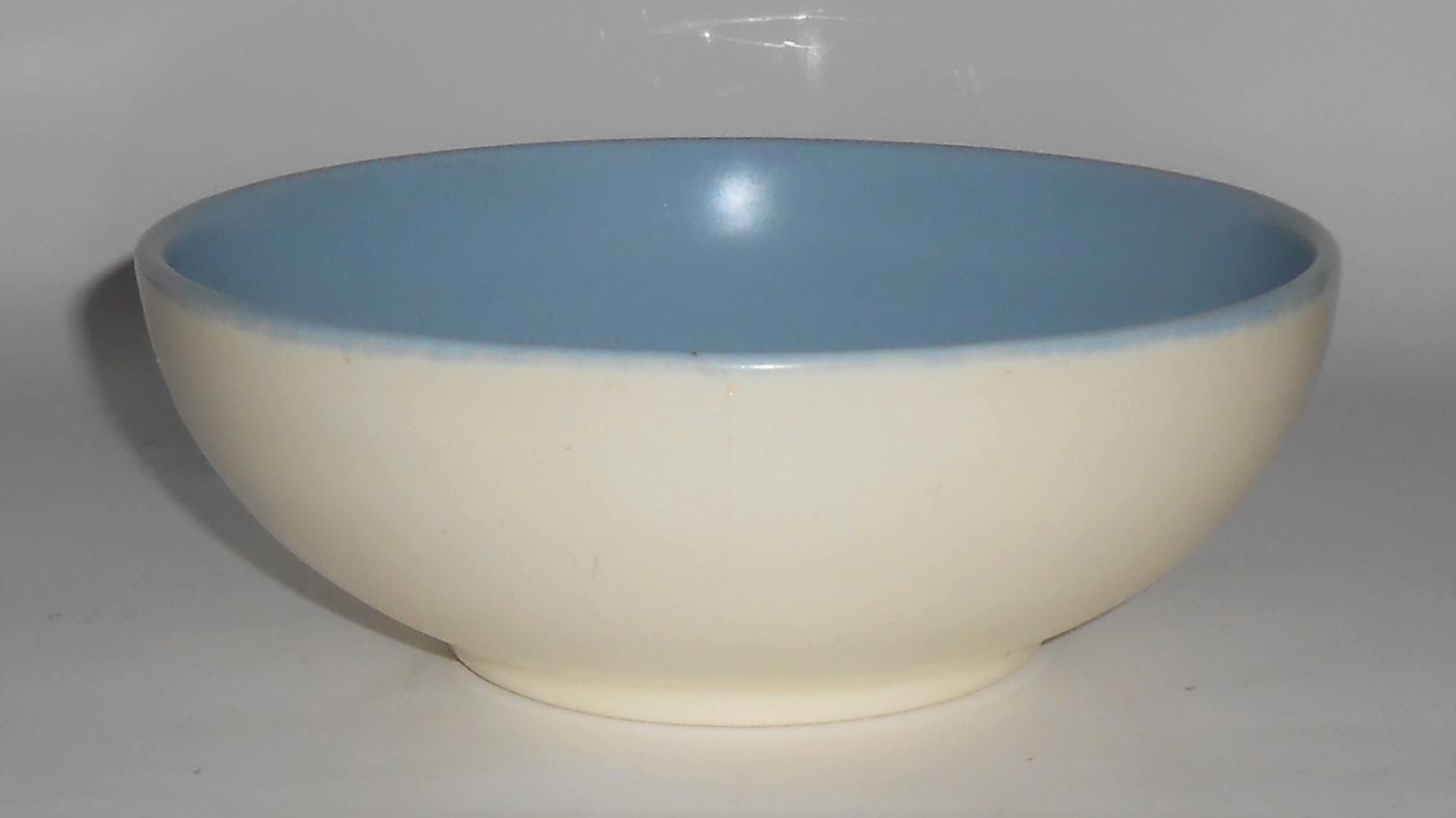 Catalina Pottery Rancho Ware Duotone Satin Blue/Ivory V