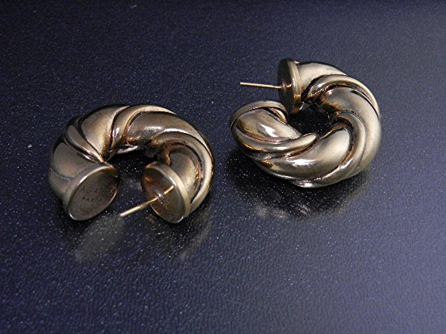 Agatha Paris Gold Pierced Earrings Newzealand Designer