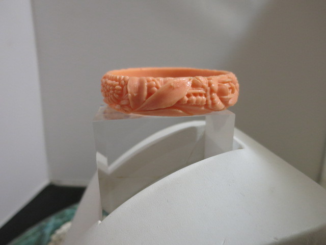 Coral Color Molded Celluloid Bangle Bracelet Floral Motif