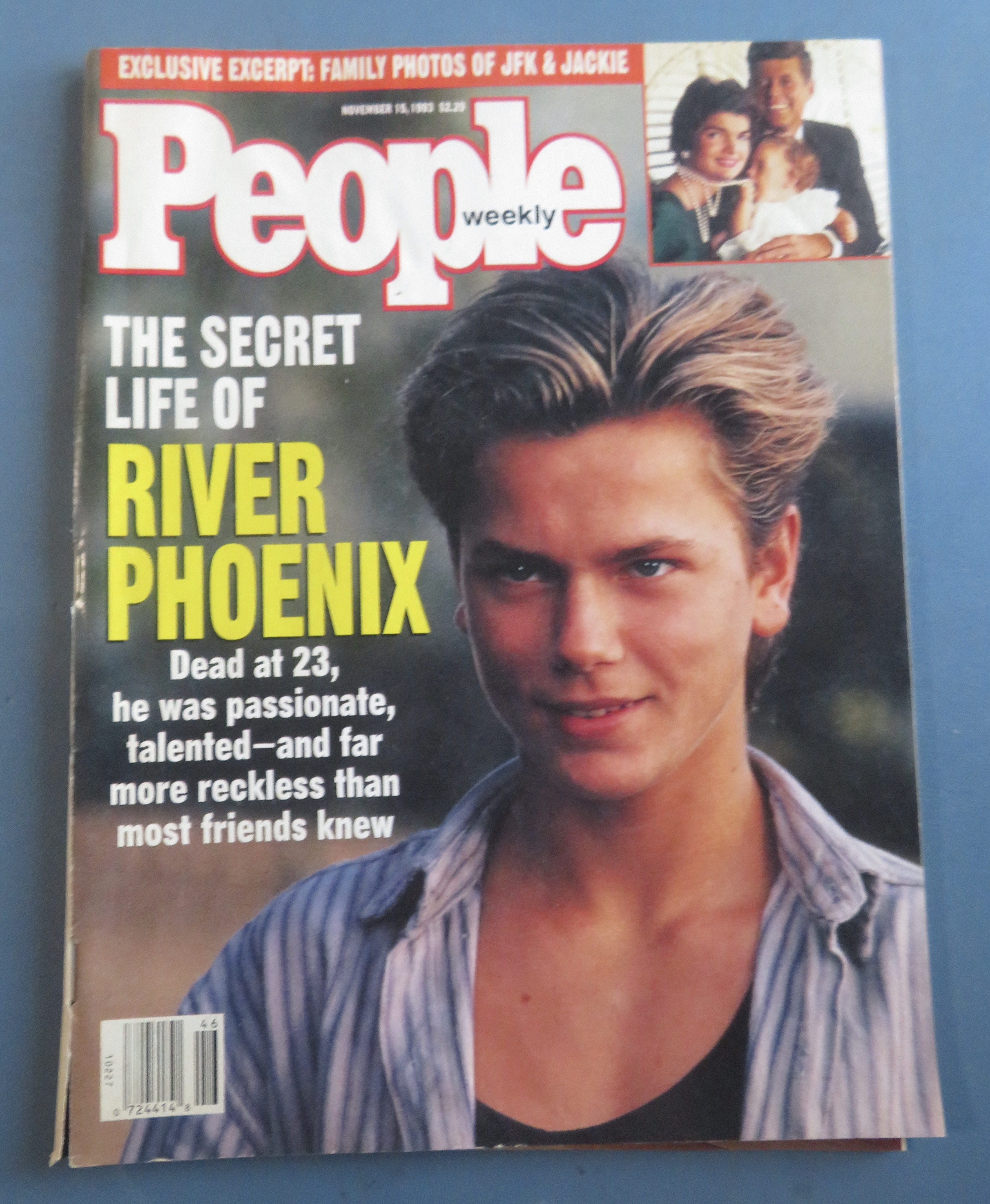 People Weekly Magazine November 15, 1993 River Phoenix