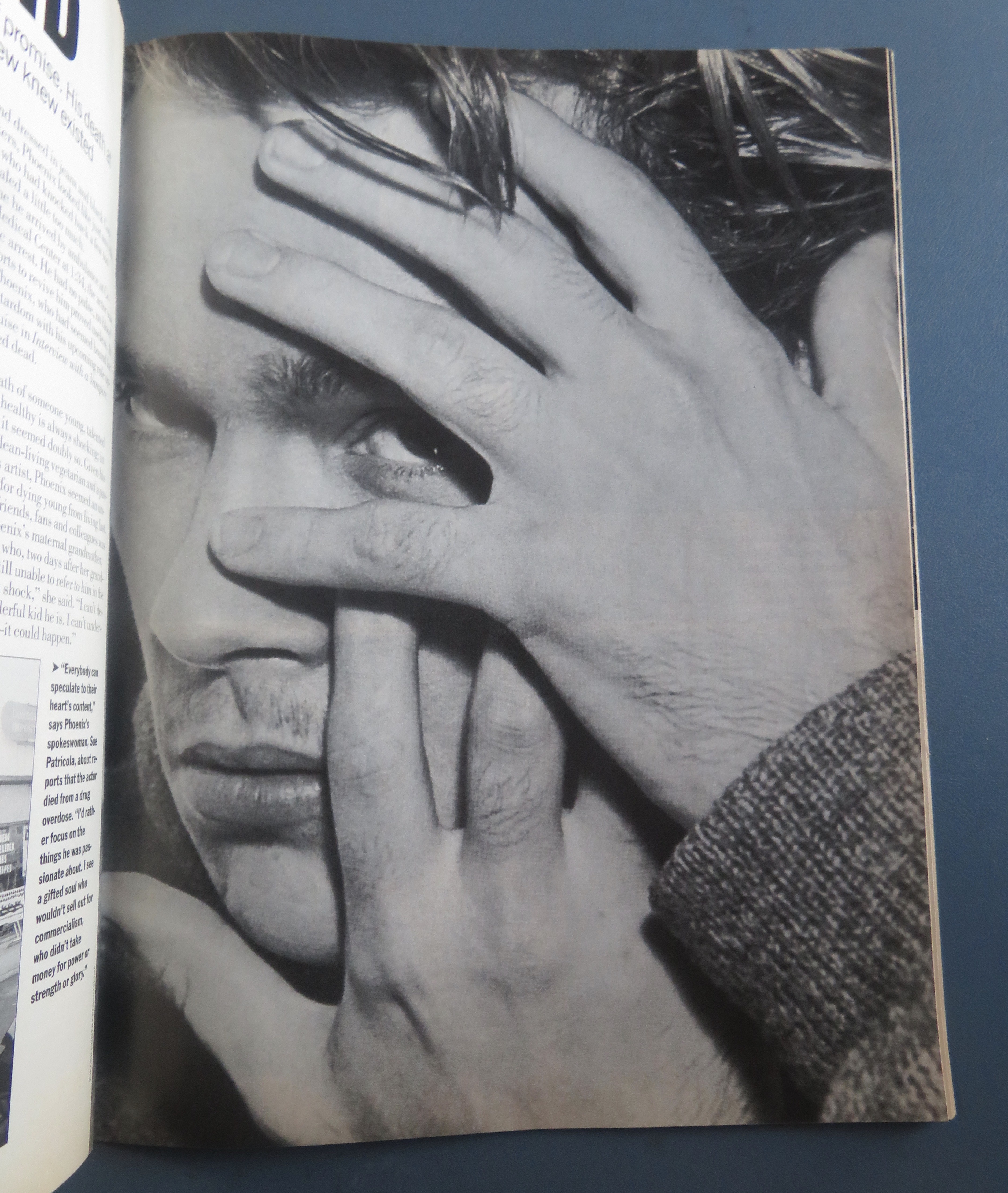 People Weekly Magazine November 15, 1993 River Phoenix