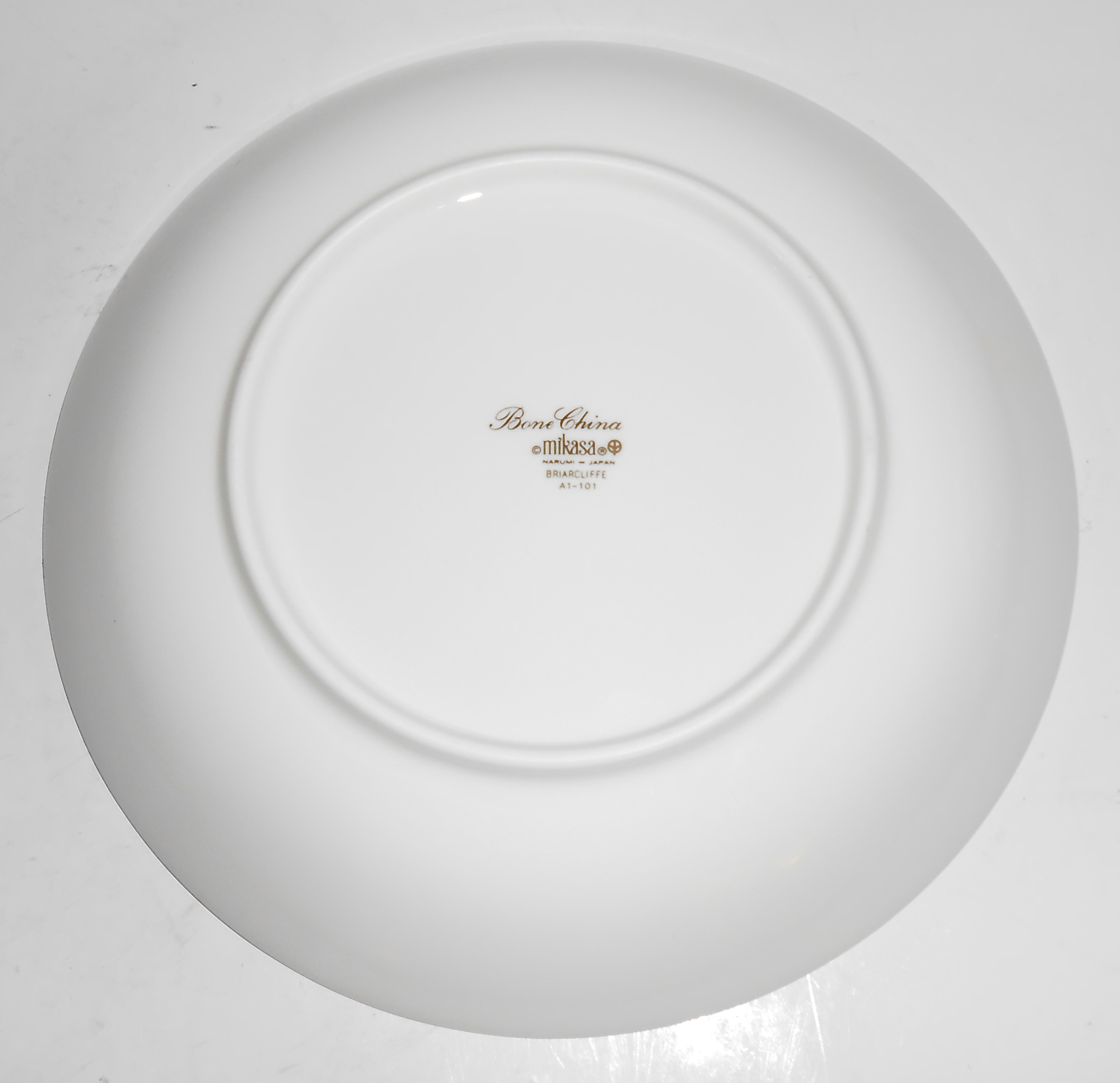 Mikasa Bone China Platinum Band Briarcliffe Soup Bowl