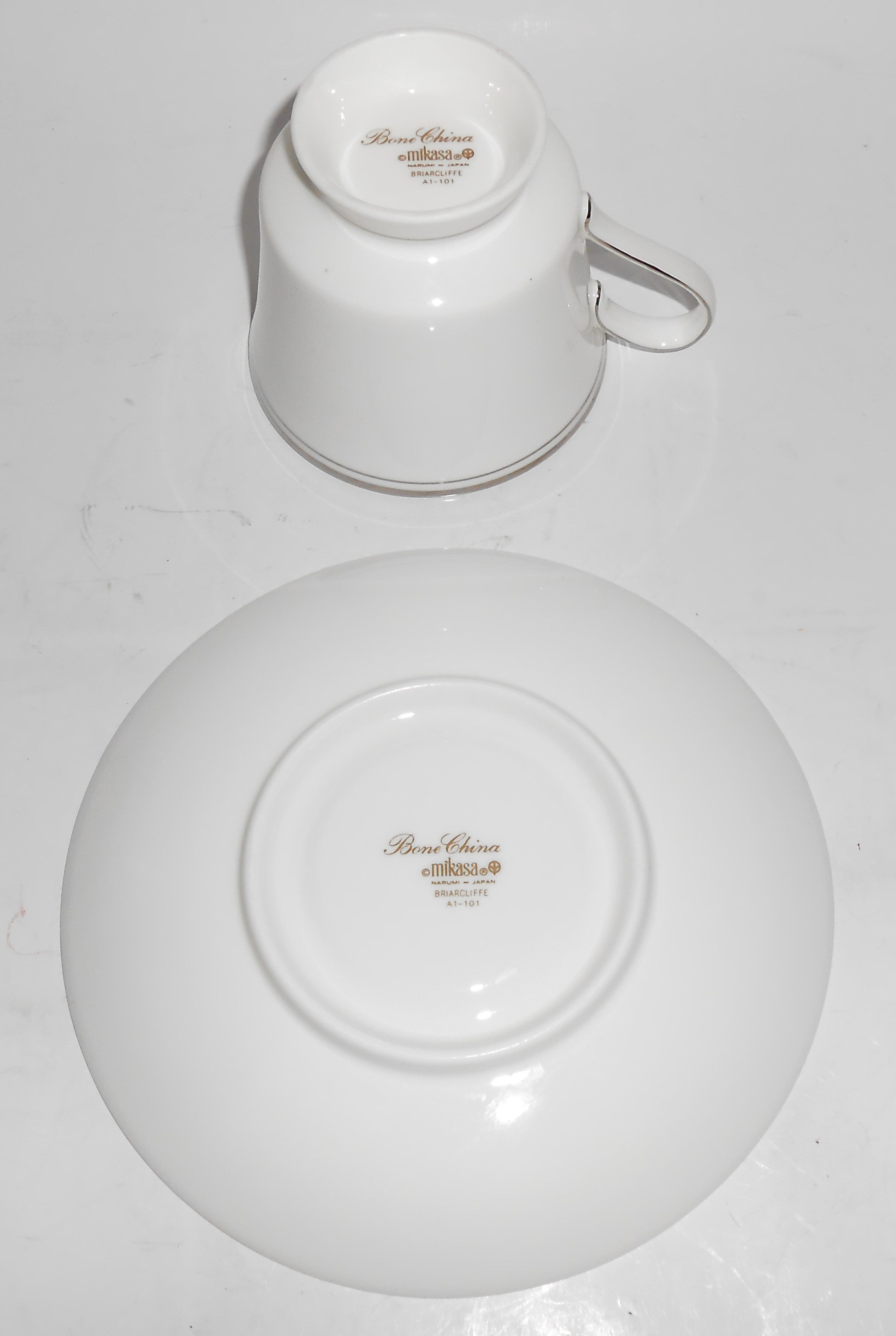 Mikasa Bone China Platinum Band Briarcliffe Cup/Saucer